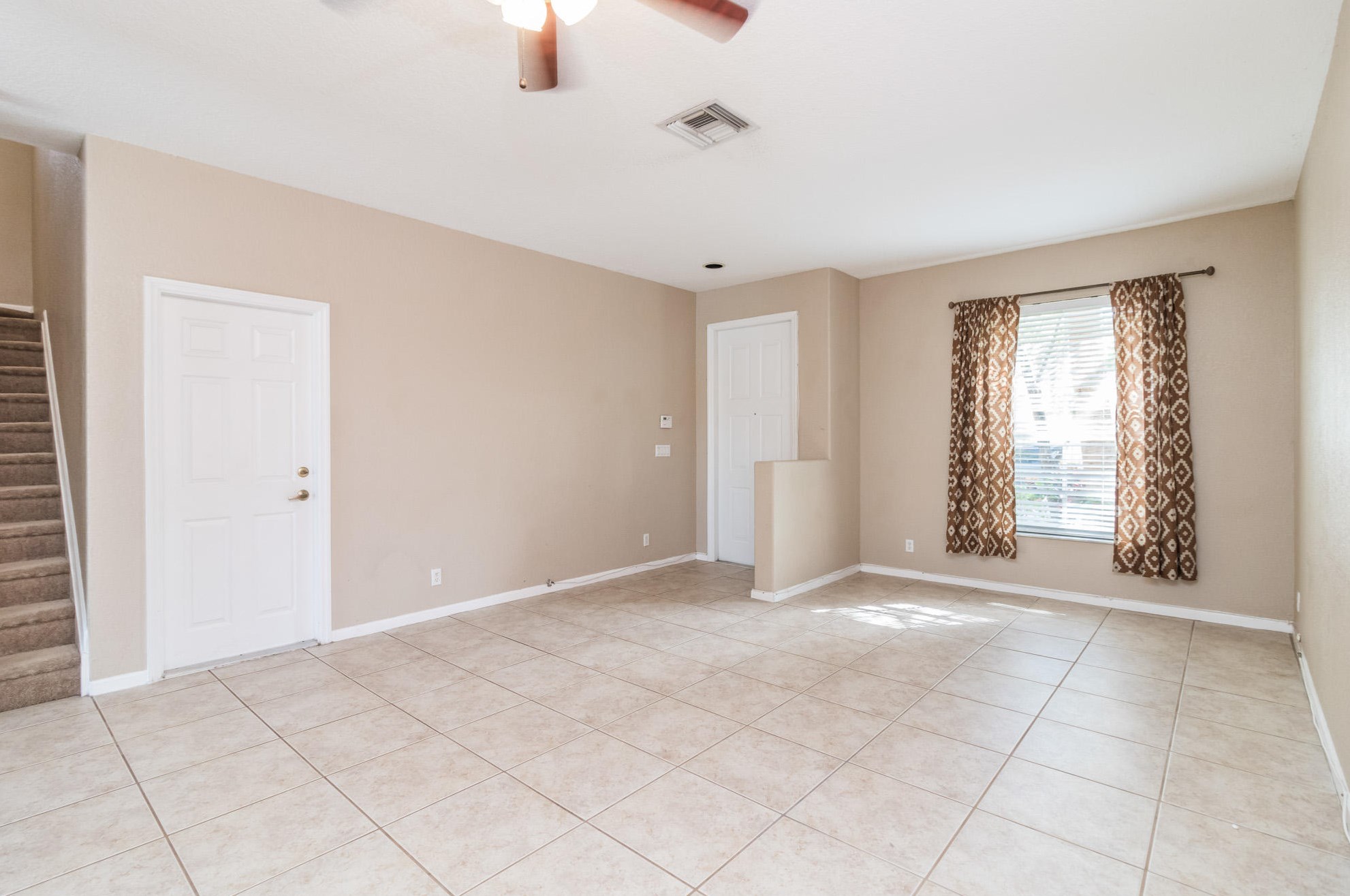 4391 Lake Lucerne Cir, West Palm Beach, FL 33409-7883