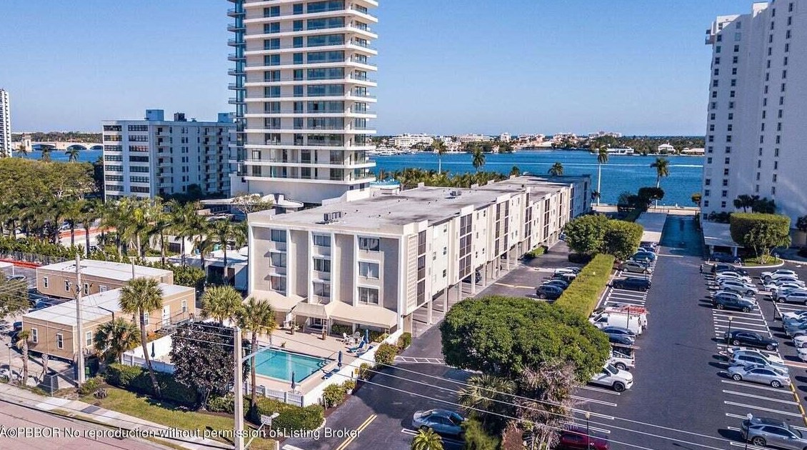 1527 Flagler Dr, West Palm Beach, FL 33401-7149