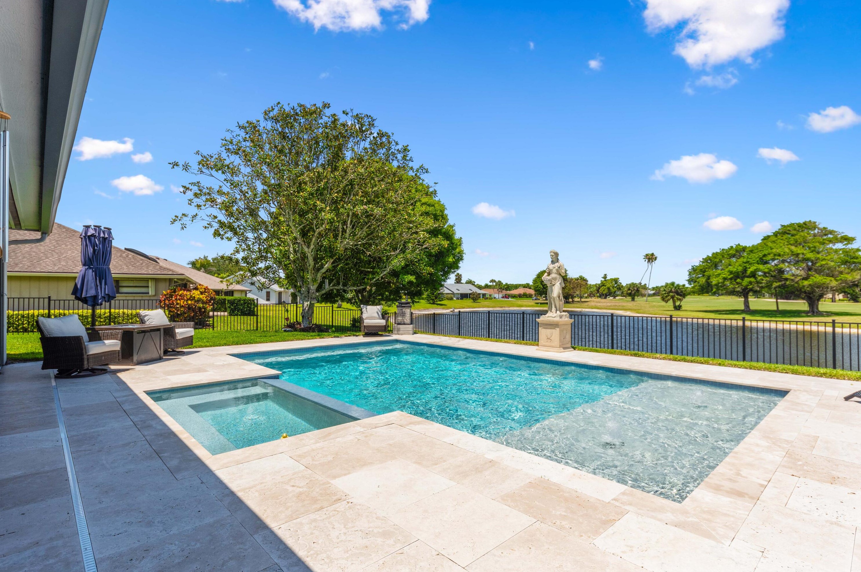 6973 Bunker Hill Dr, Hobe Sound, FL 33455-7319