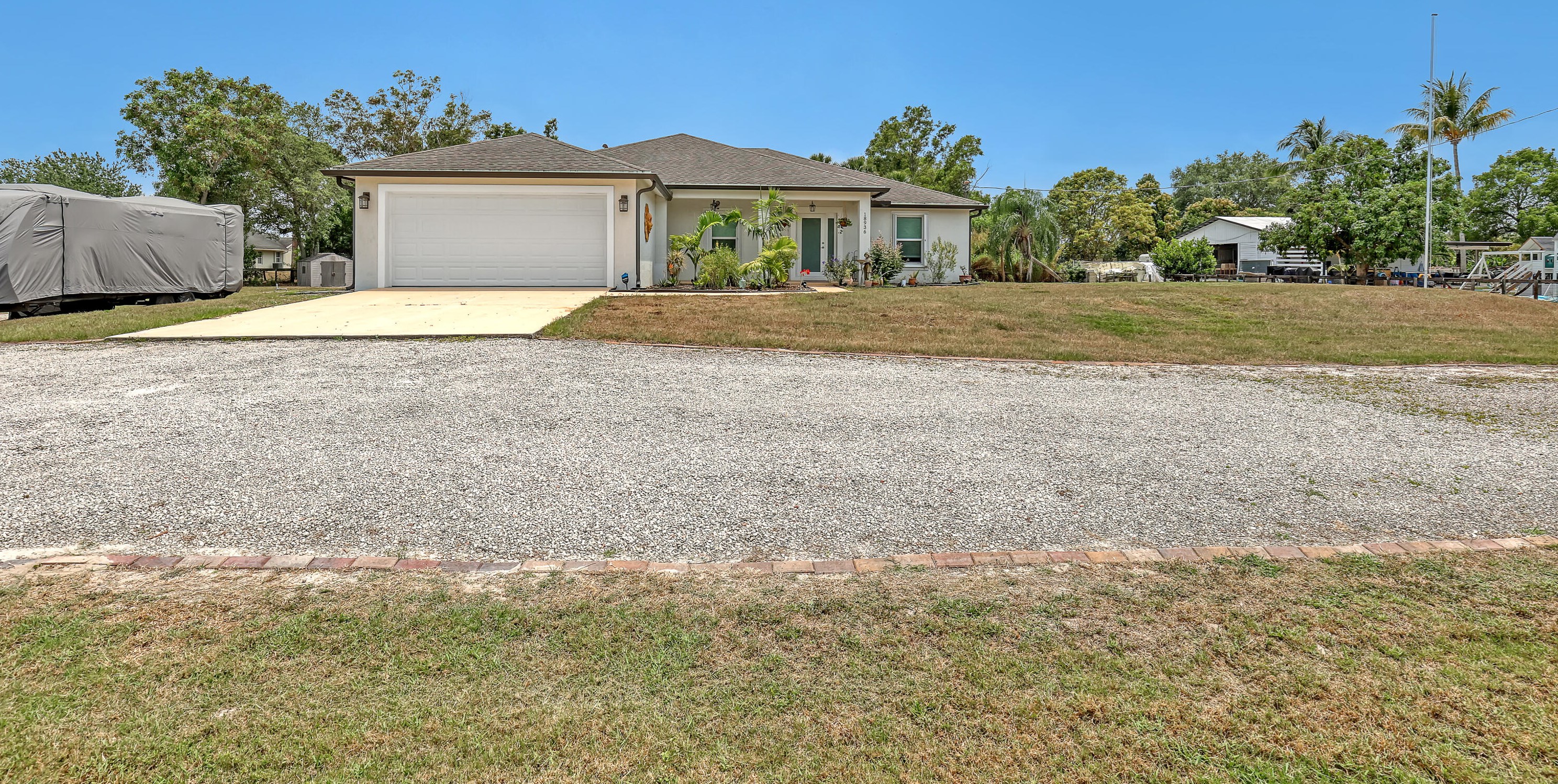 18936 Orange Grove Blvd, Town Of Loxahatchee Groves FL  33470-2372 exterior