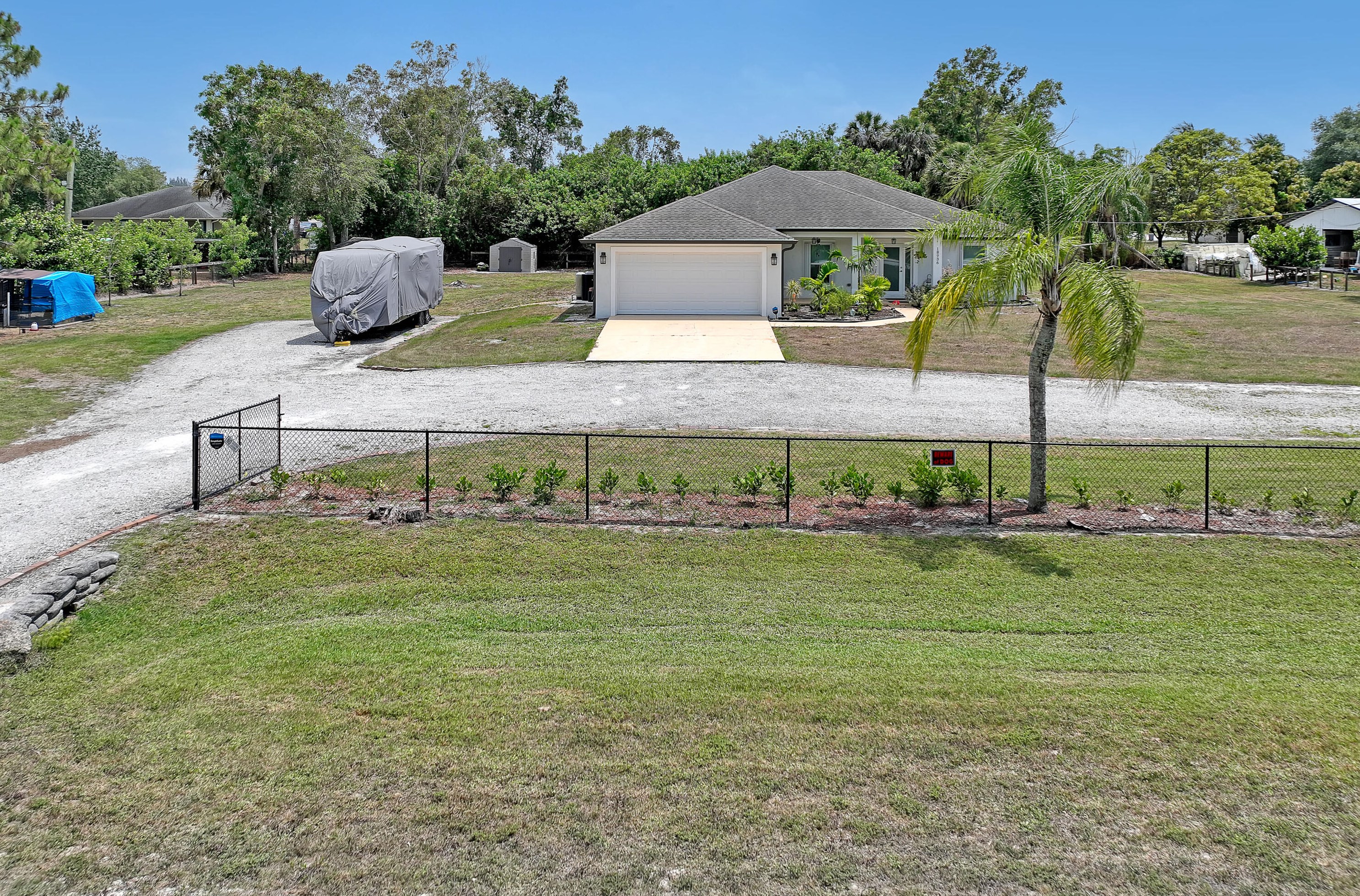 18936 Orange Grv Blvd, Town Of Loxahatchee Groves FL  33470-3550 exterior