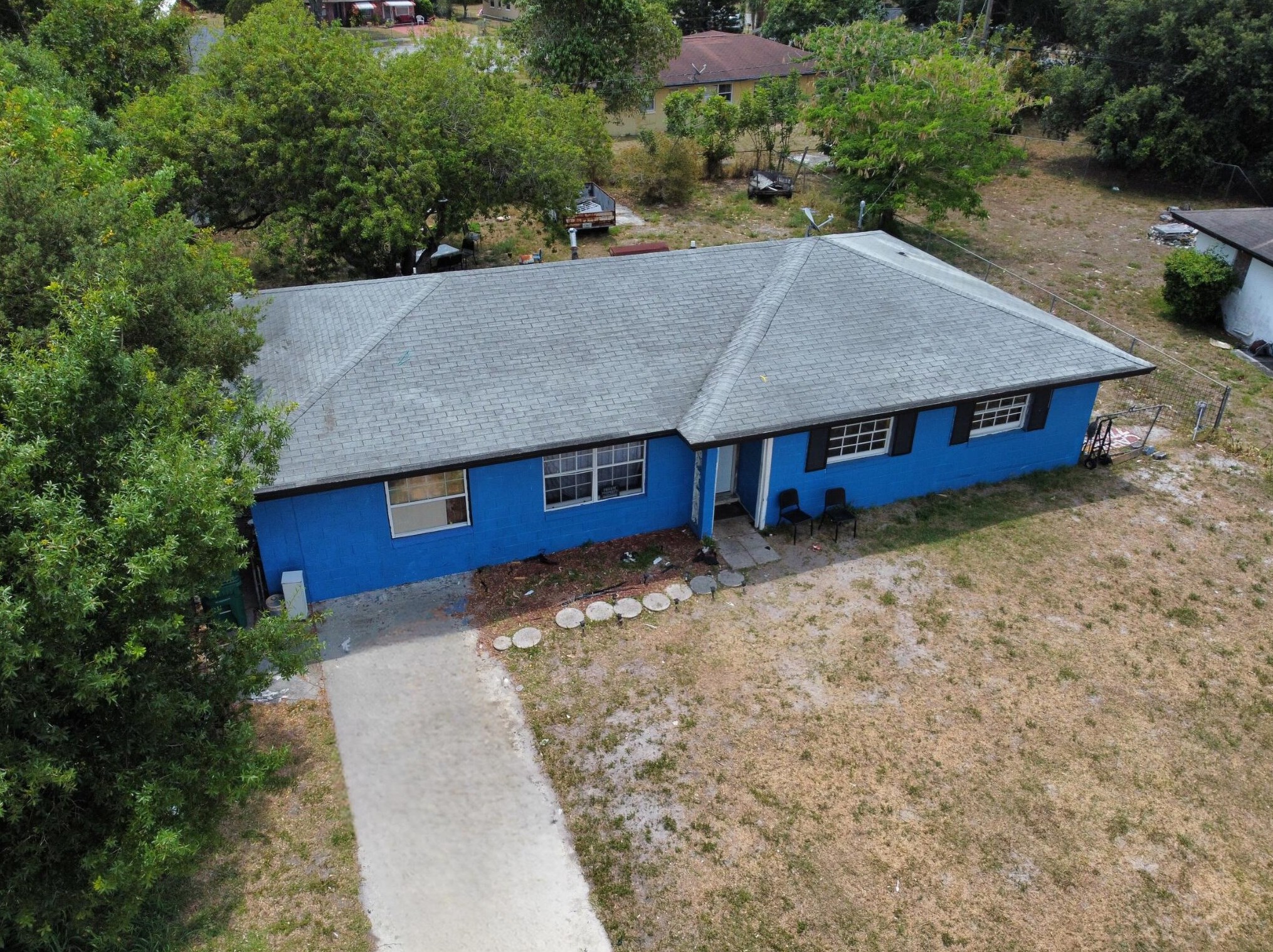 206 Essex Dr, Fort Pierce, FL 34946-1231