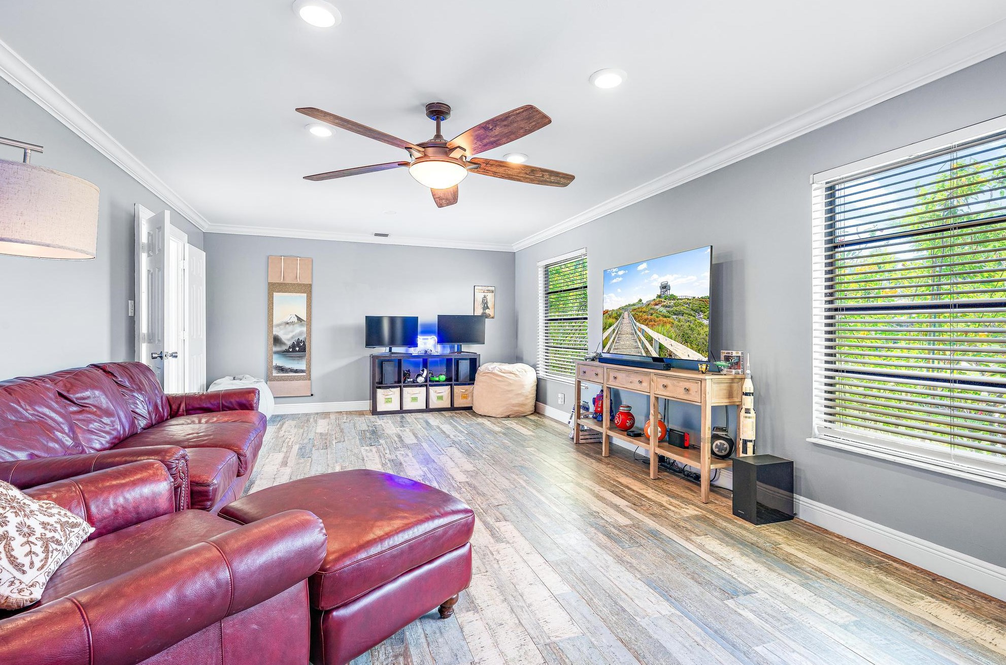 89 Hickory Hl Rd, Jupiter FL  33469-2121 exterior