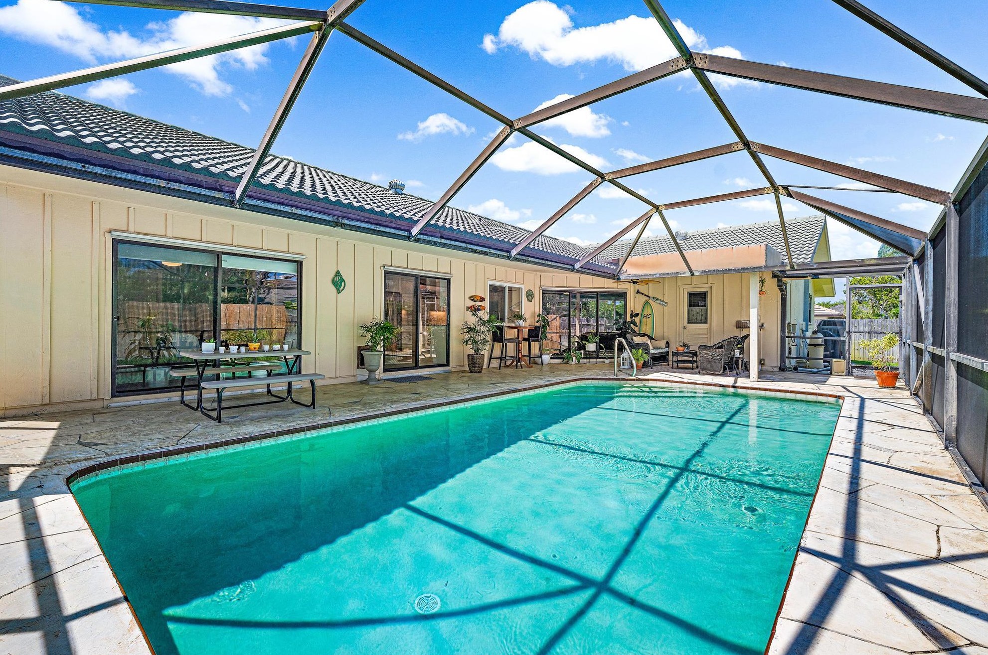 89 Hickory Hl Rd, Jupiter FL  33469-2121 exterior