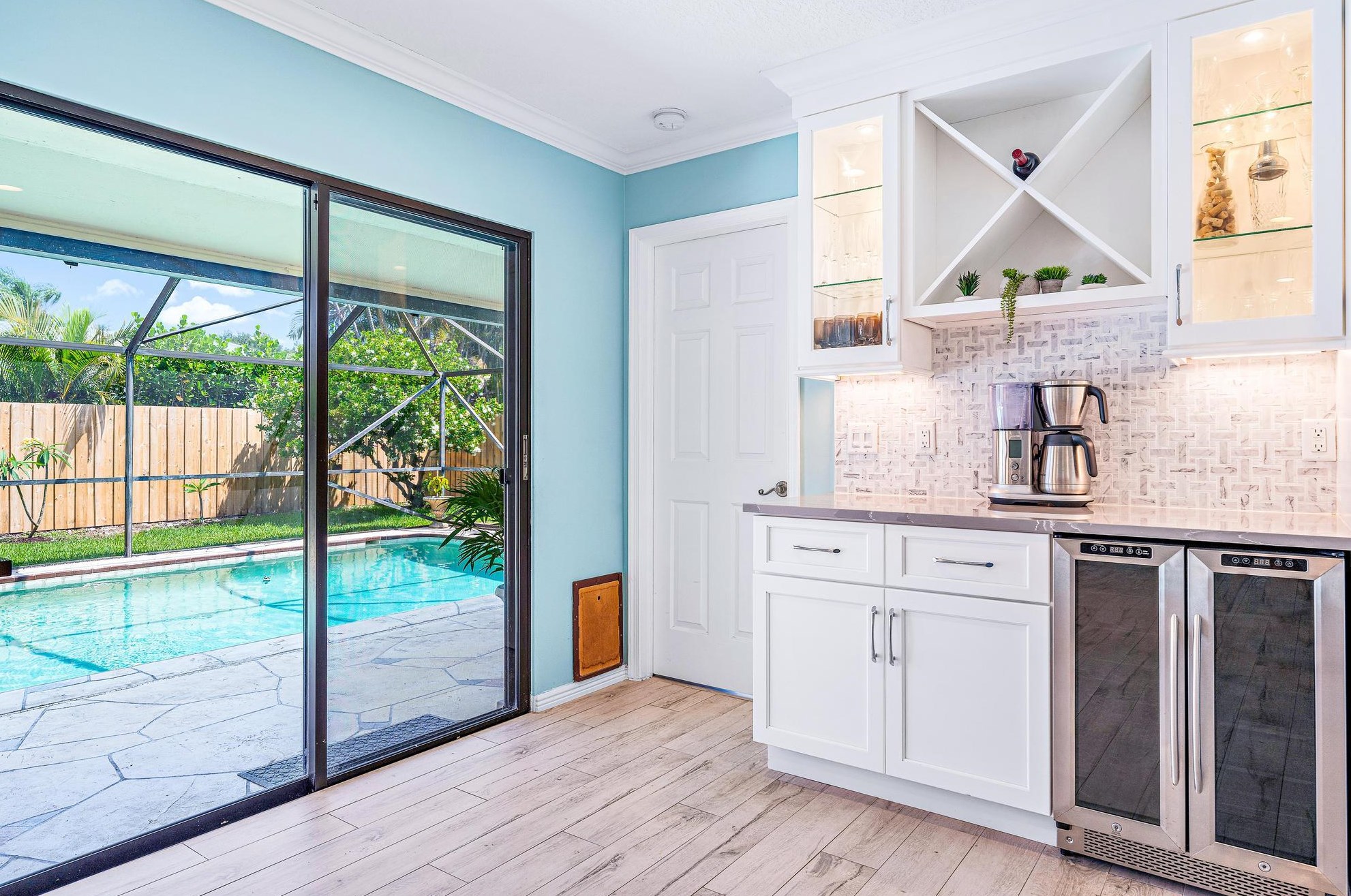 89 Hickory Hill Rd, Jupiter FL  33469-2122 exterior