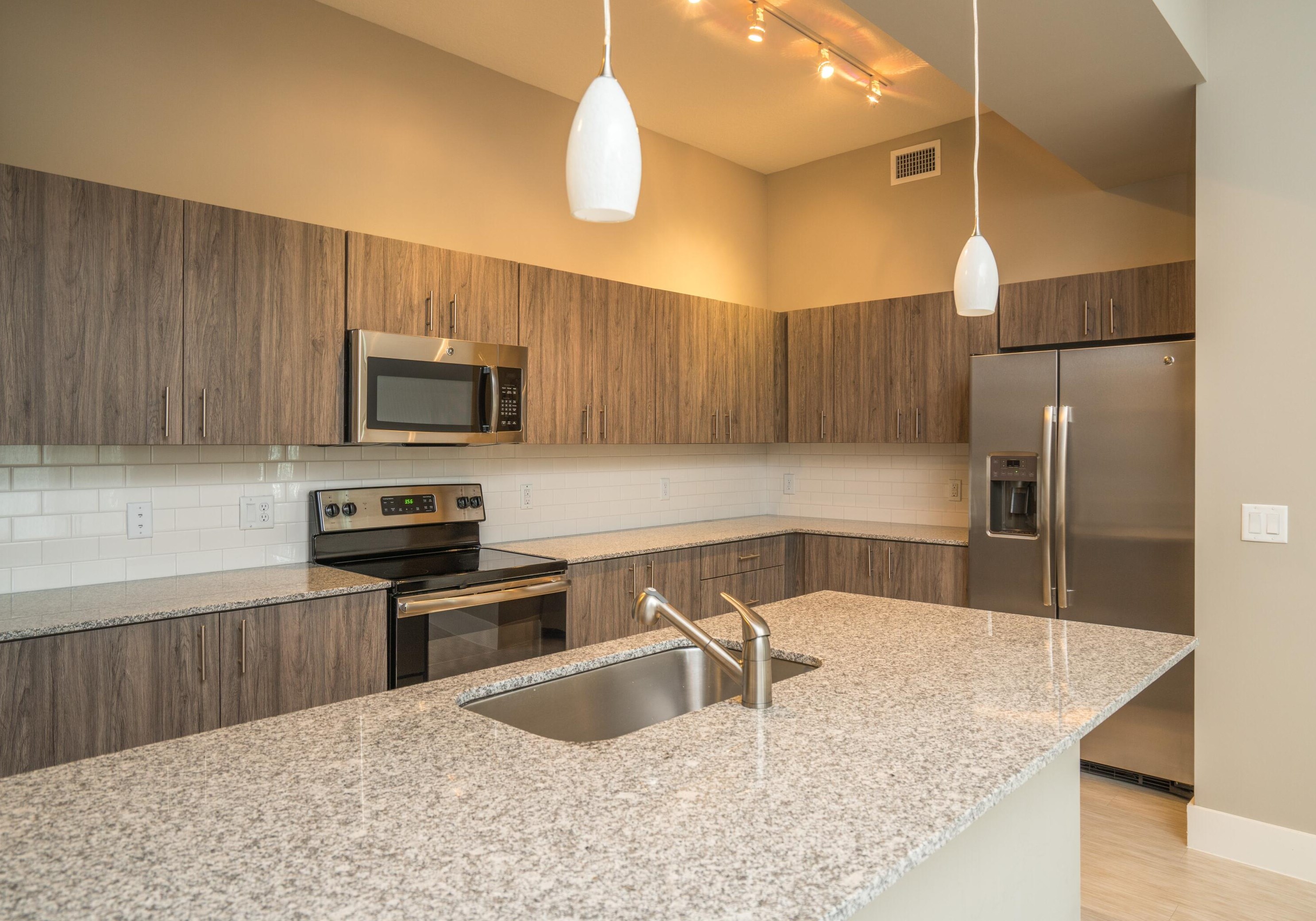 225 S Latitude Cir #105, Delray Beach, FL 33483
