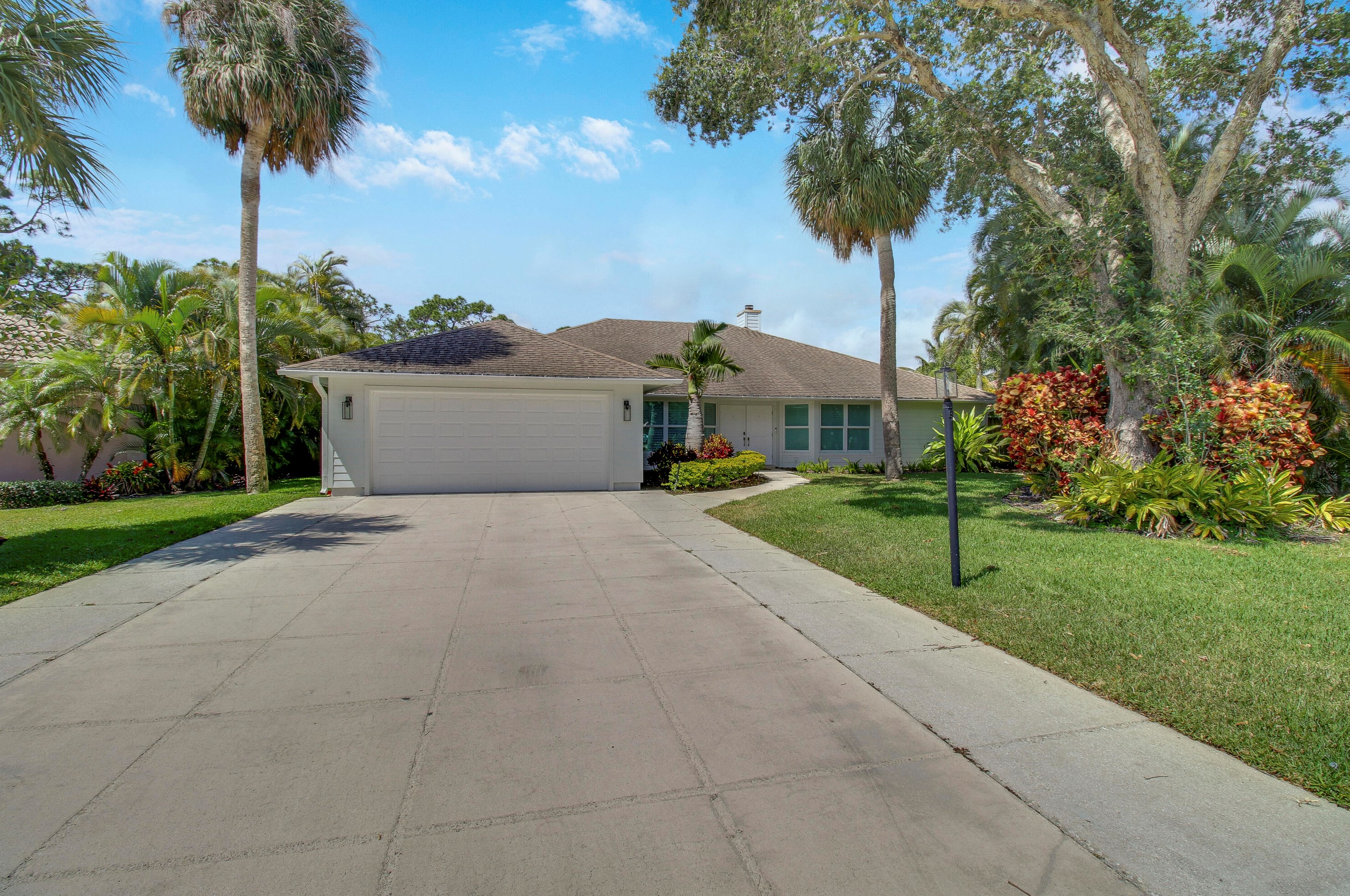 2632 Bordeaux Ct, West Palm Beach, FL 33410-1401