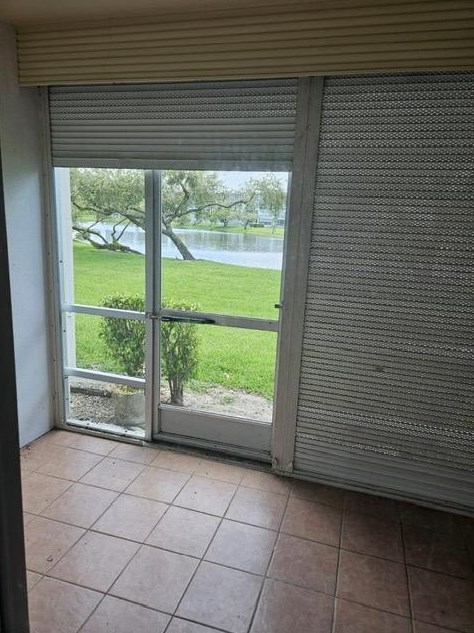 1023 Hythe B, Boca Raton FL  33434-4604 exterior