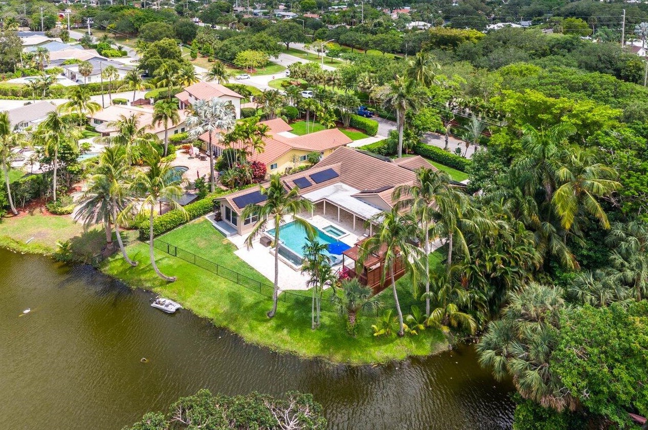 1089 W Palmetto Park Rd, Boca Raton, FL 33486