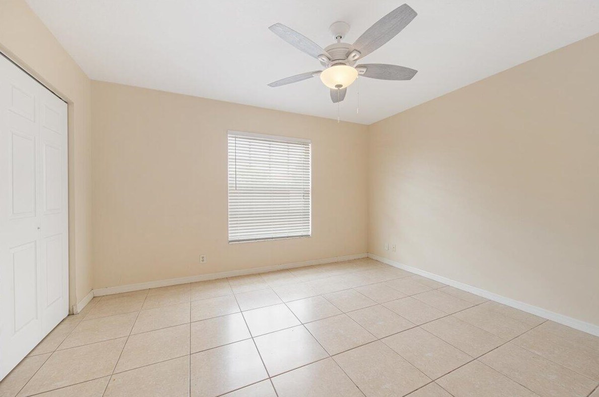 810 Mccracken Ave, Fort Pierce FL 34953-3937 exterior