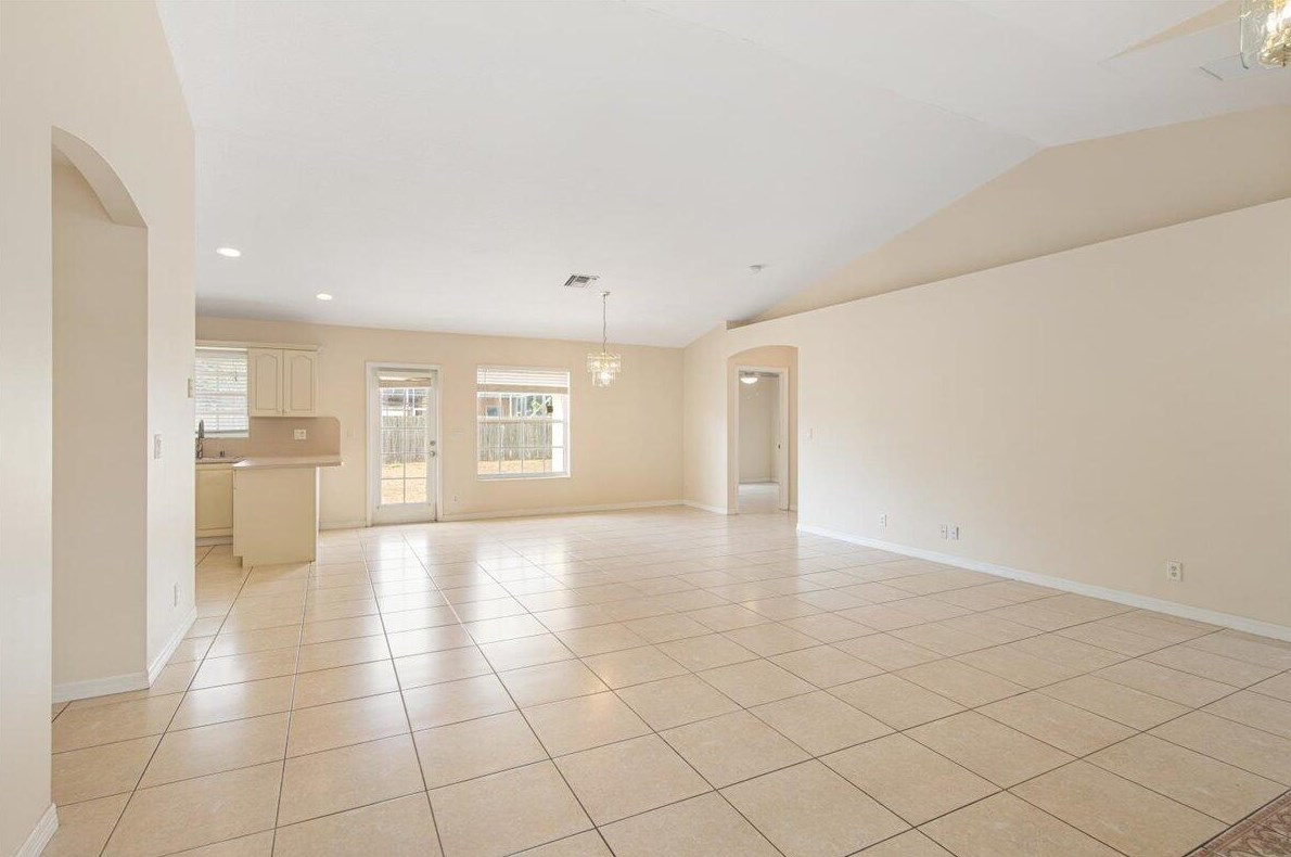 810 Mccracken Ave, Fort Pierce FL 34953-3937 exterior