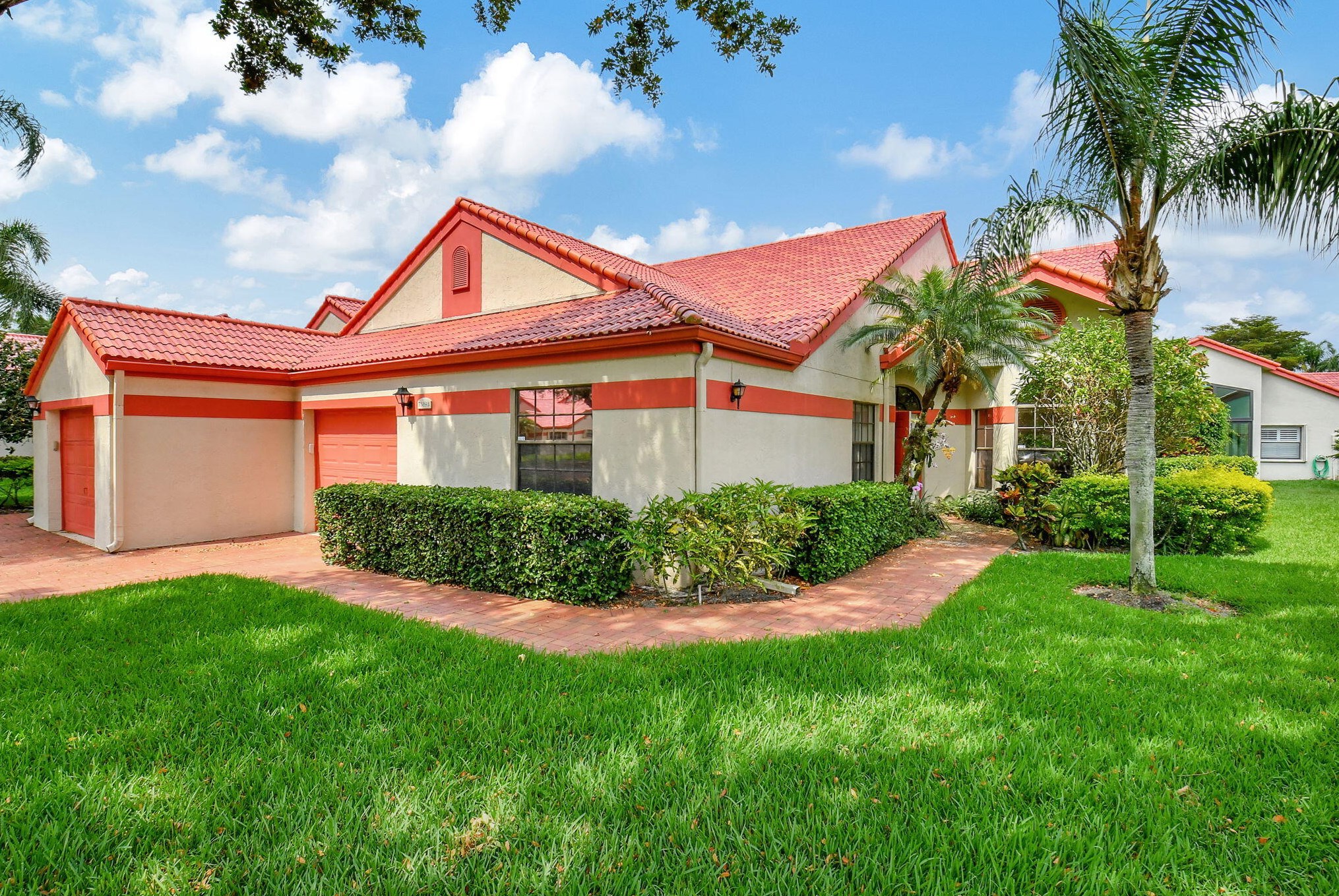 7589 Lexington Club Blvd, Delray Beach, FL 33446-3539