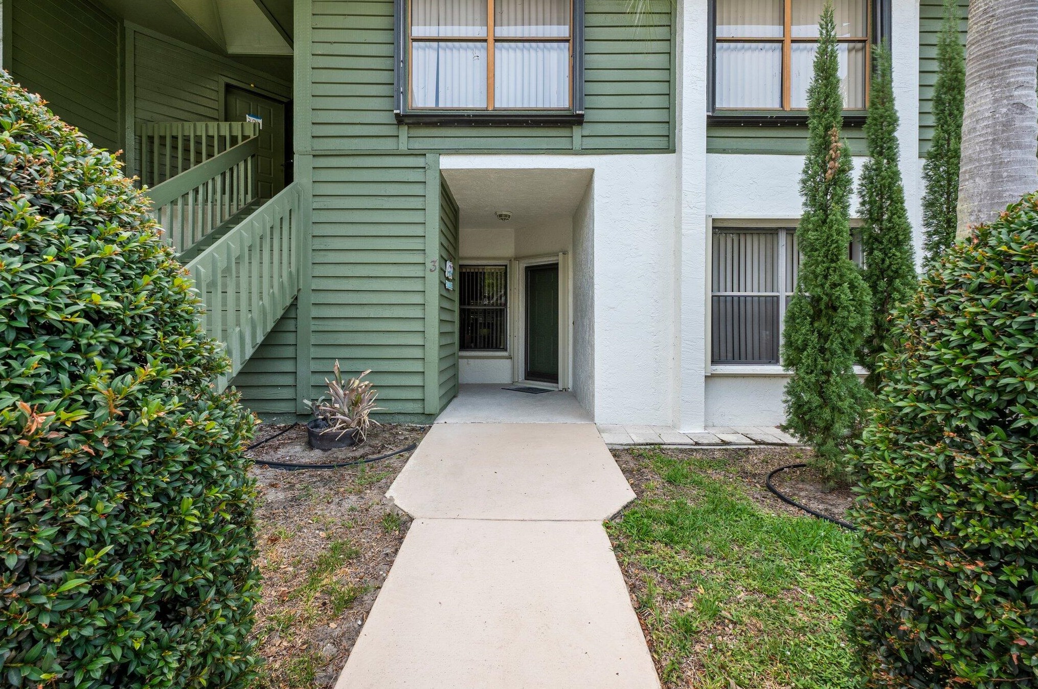 5280 Seascape Way, Stuart, FL 34997-2577