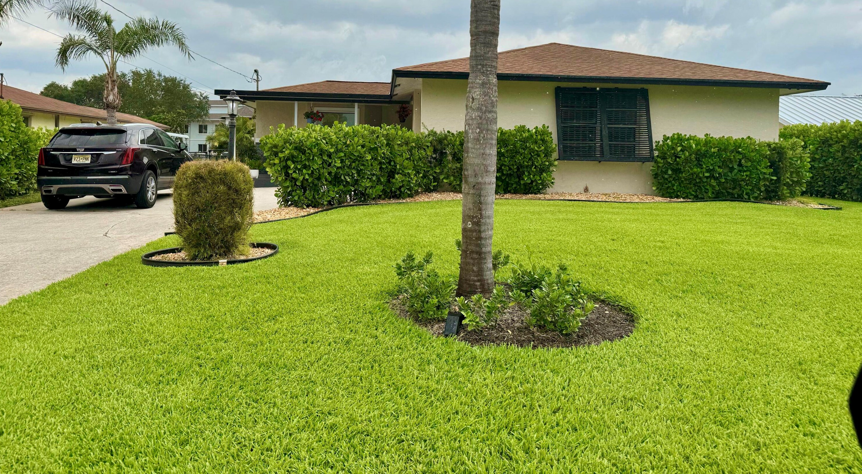 2687 Northside Dr, Lake Worth FL 33462-3843 exterior