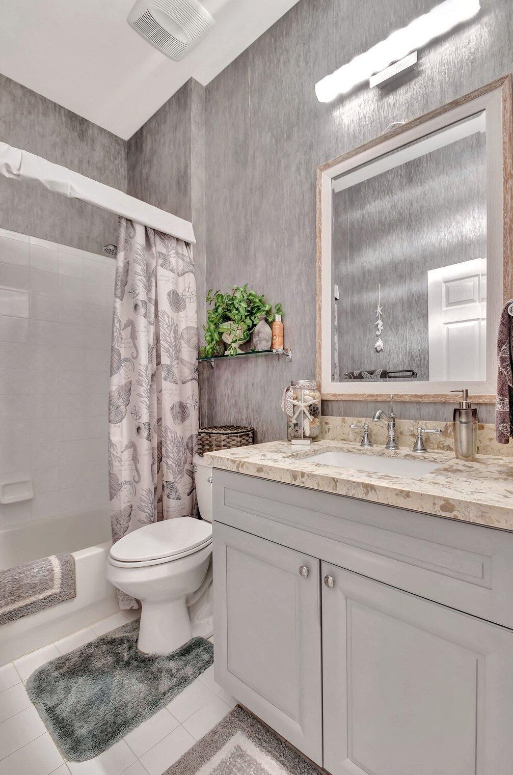 6907 Cairnwell Dr, Boynton Beach FL 33472-2958 exterior