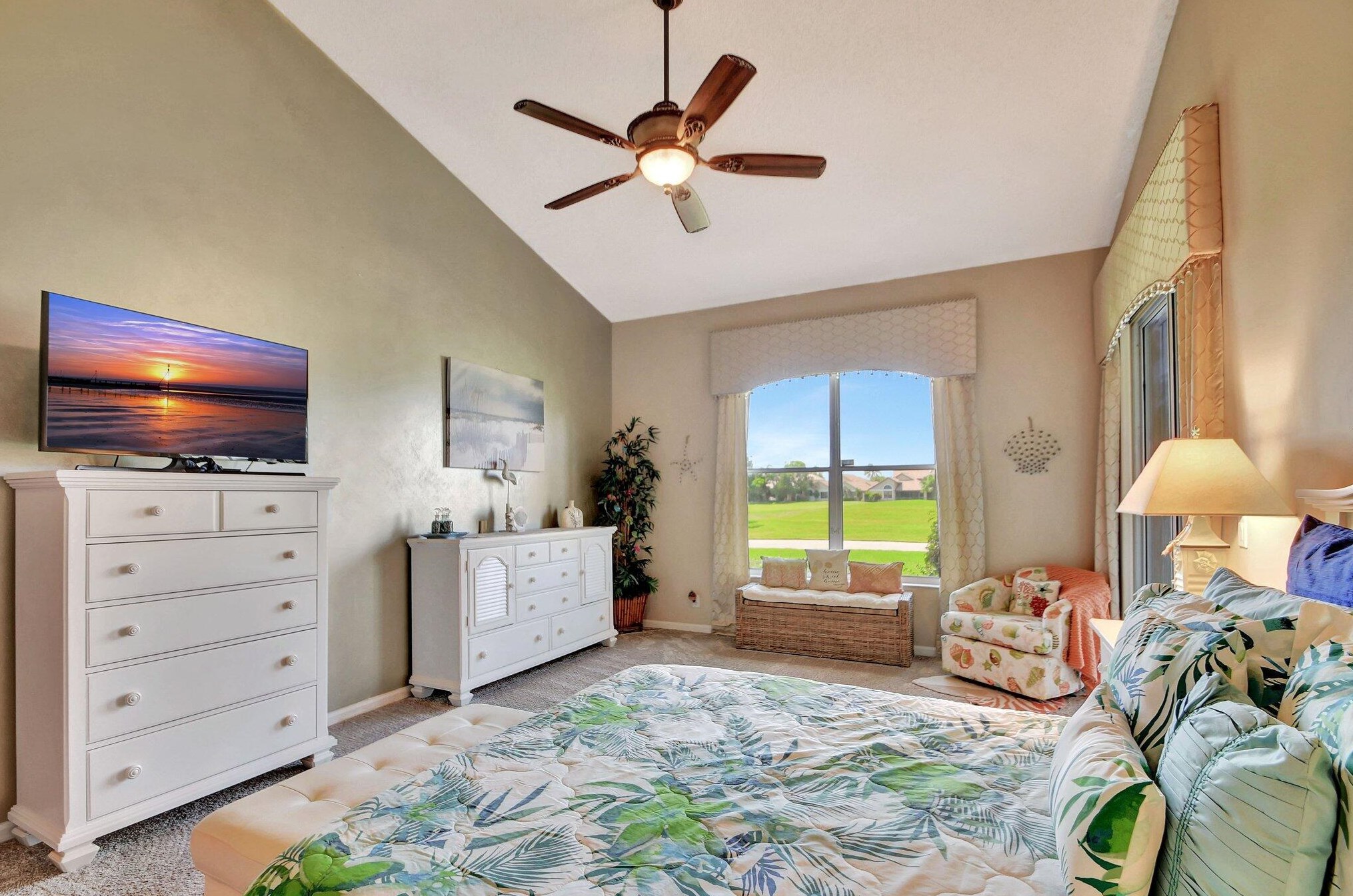 6907 Cairnwell Dr, Boynton Beach FL 33472-2958 exterior