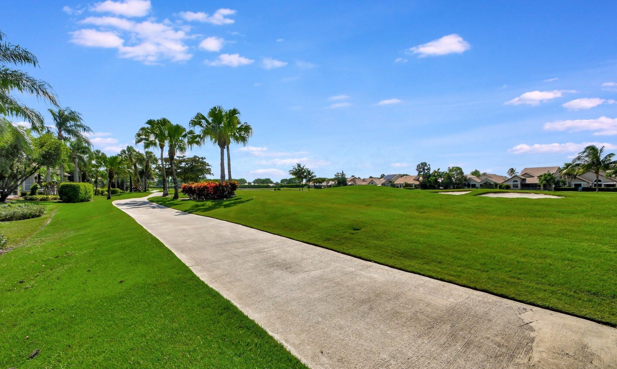 6907 Cairnwell Dr, Boynton Beach FL 33472-2958 exterior