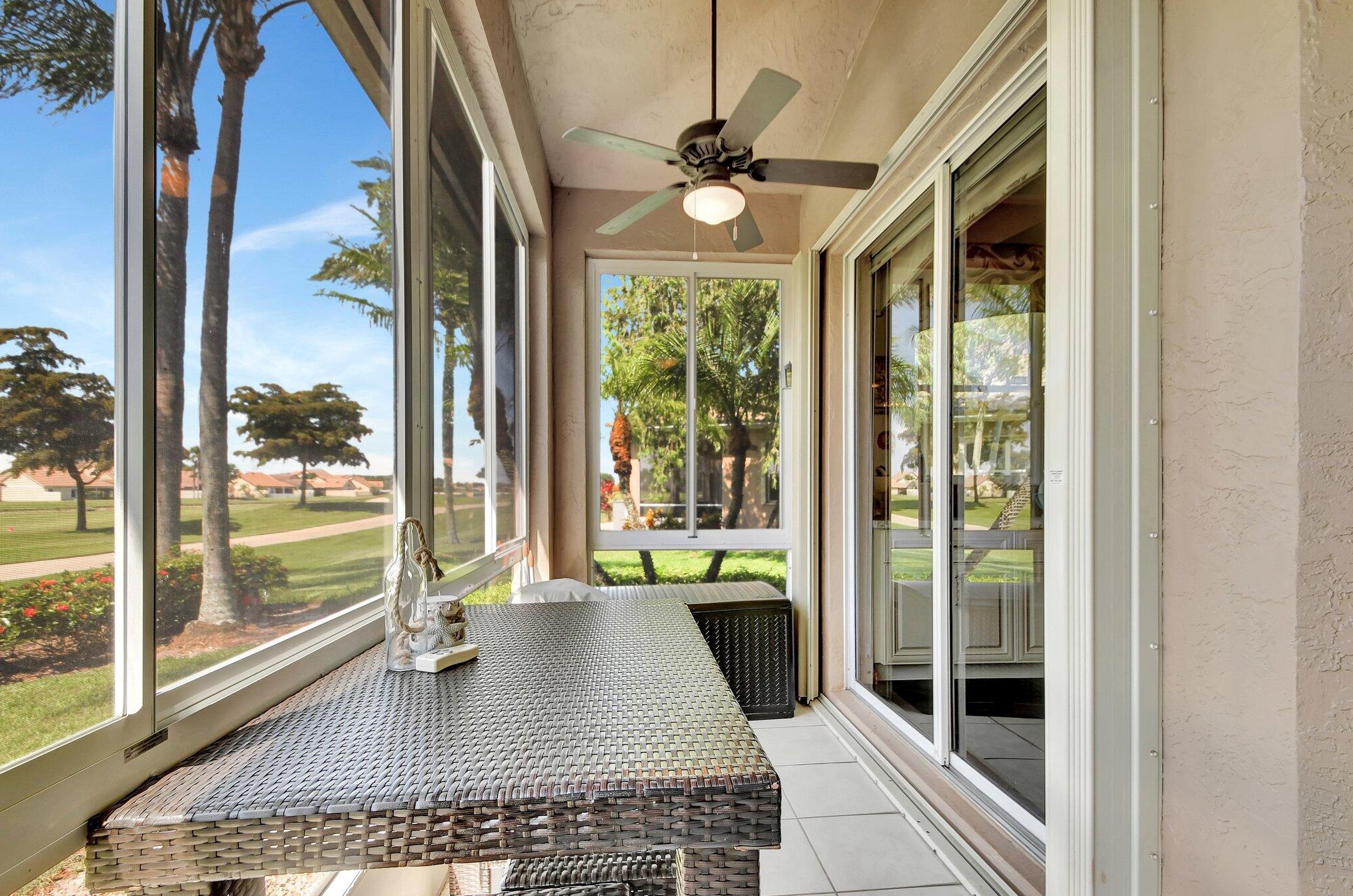 6907 Cairnwell Dr, Boynton Beach FL 33472-2958 exterior