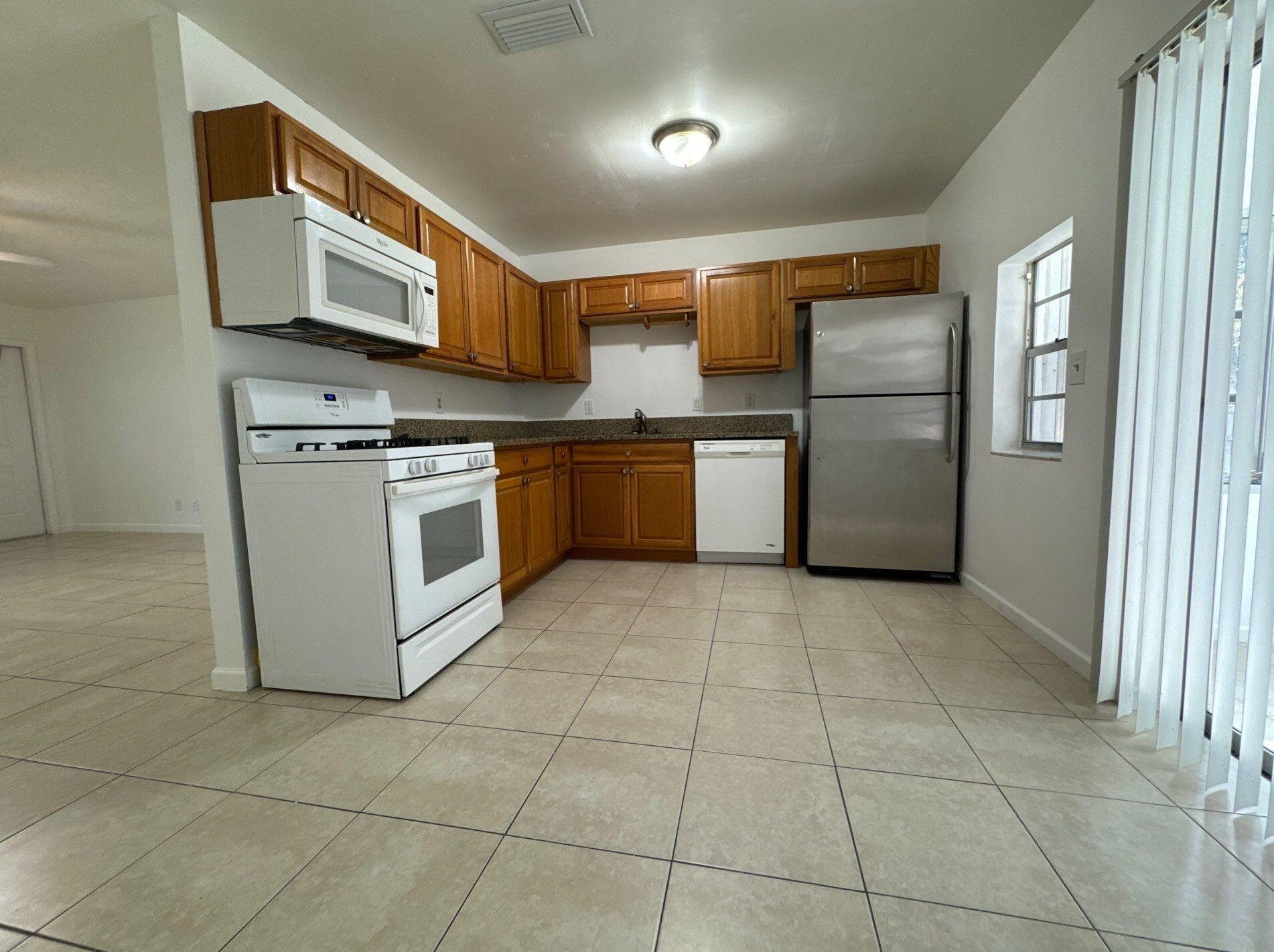 4581 Carthage Cir, Lake Worth FL  33463-7205 exterior