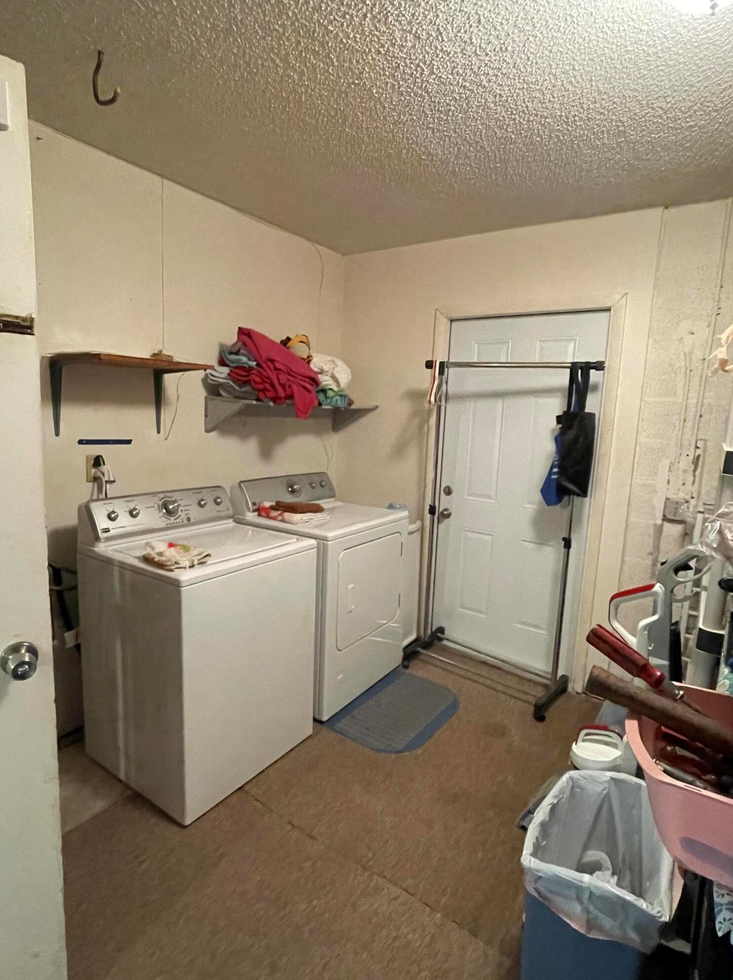 4724 Carthage Cir, Lake Worth FL 33463-7256 exterior