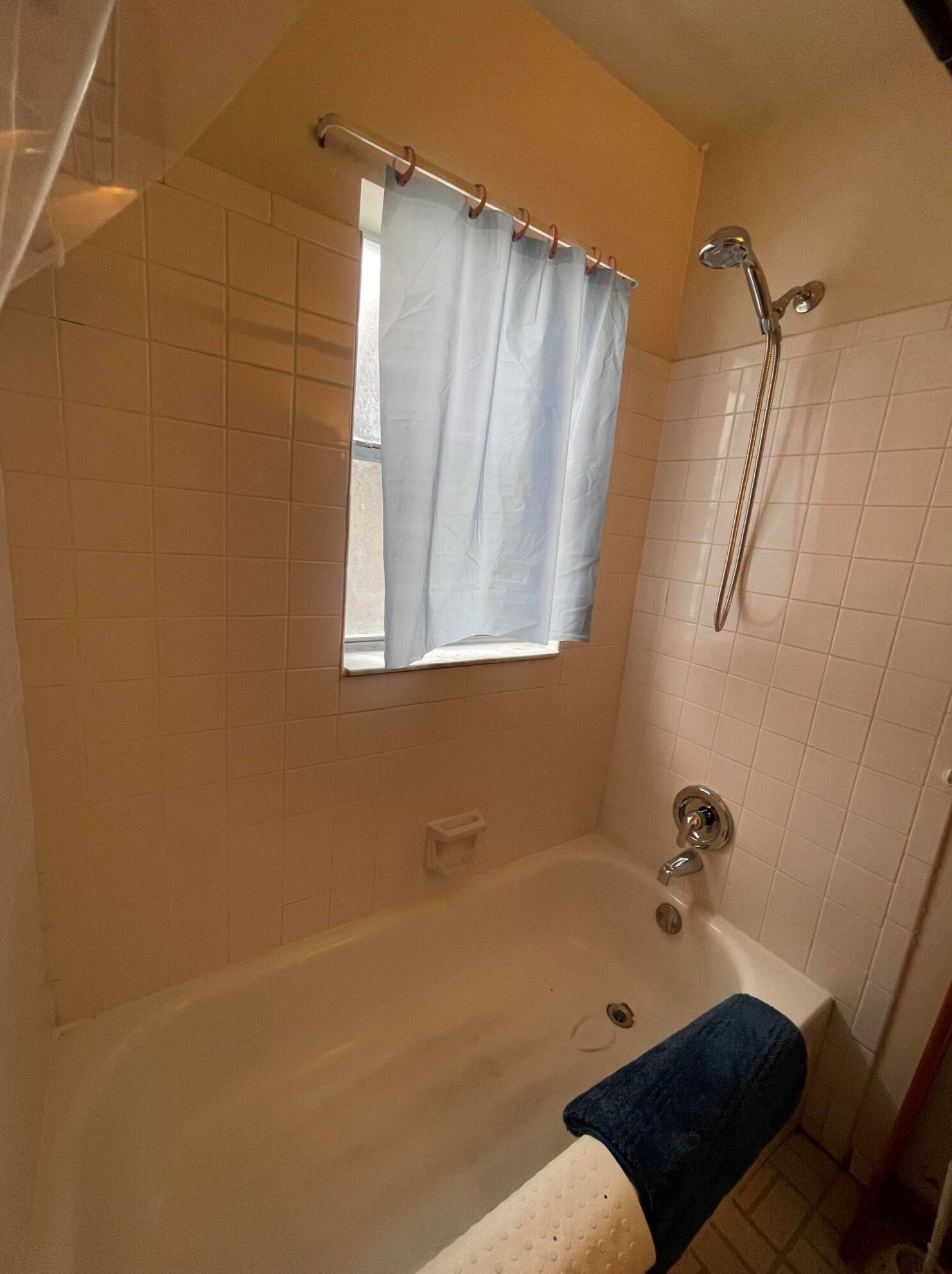 4724 Carthage Cir, Lake Worth FL 33463-7256 exterior