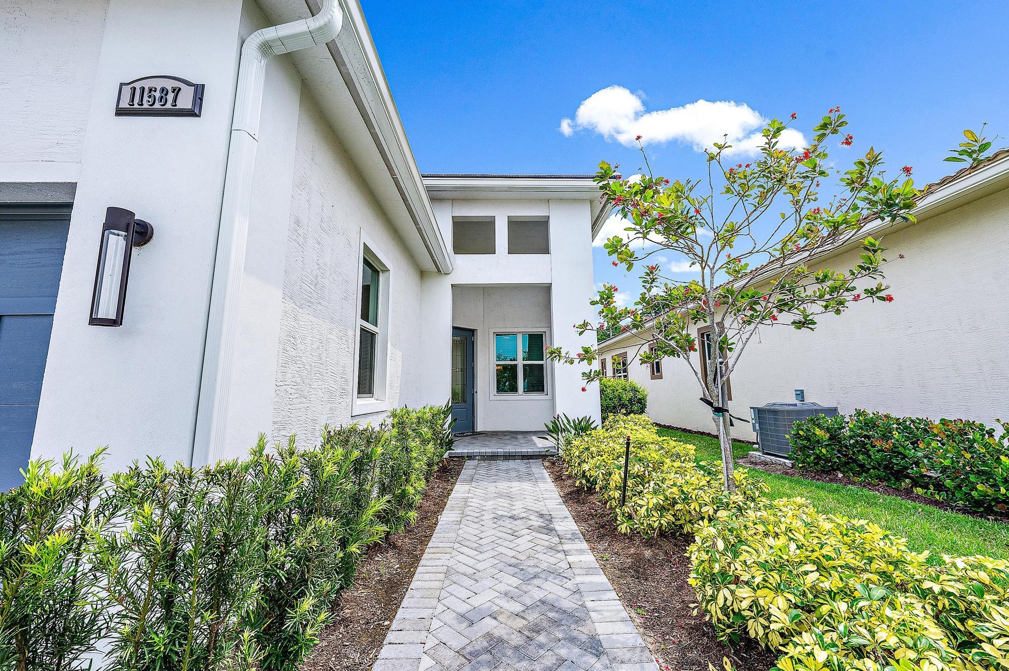 11587 Sw Visconti Way, Fort Pierce, FL 34986