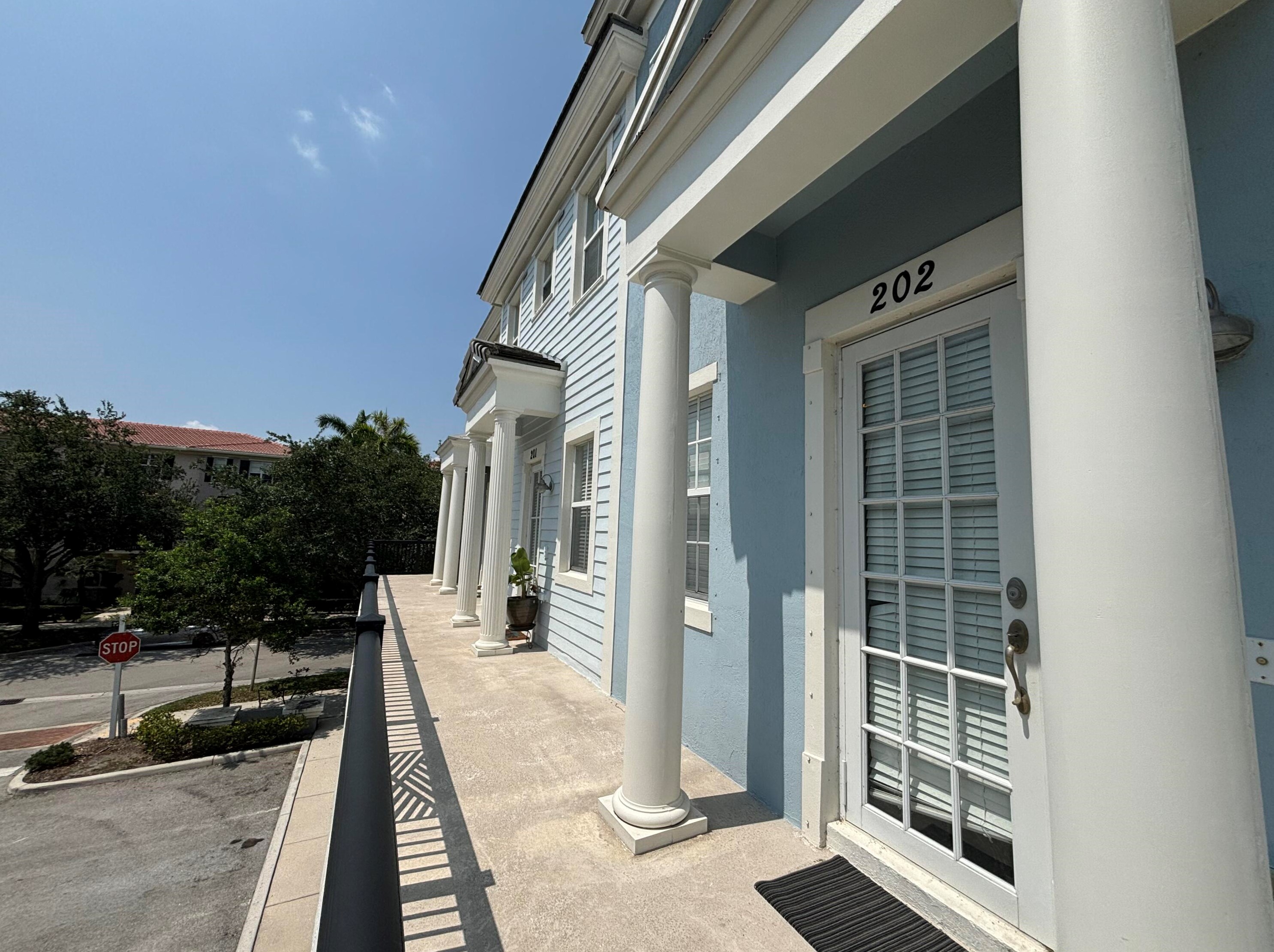 221 Greenwich Cir Apt 202, Jupiter, FL 33458
