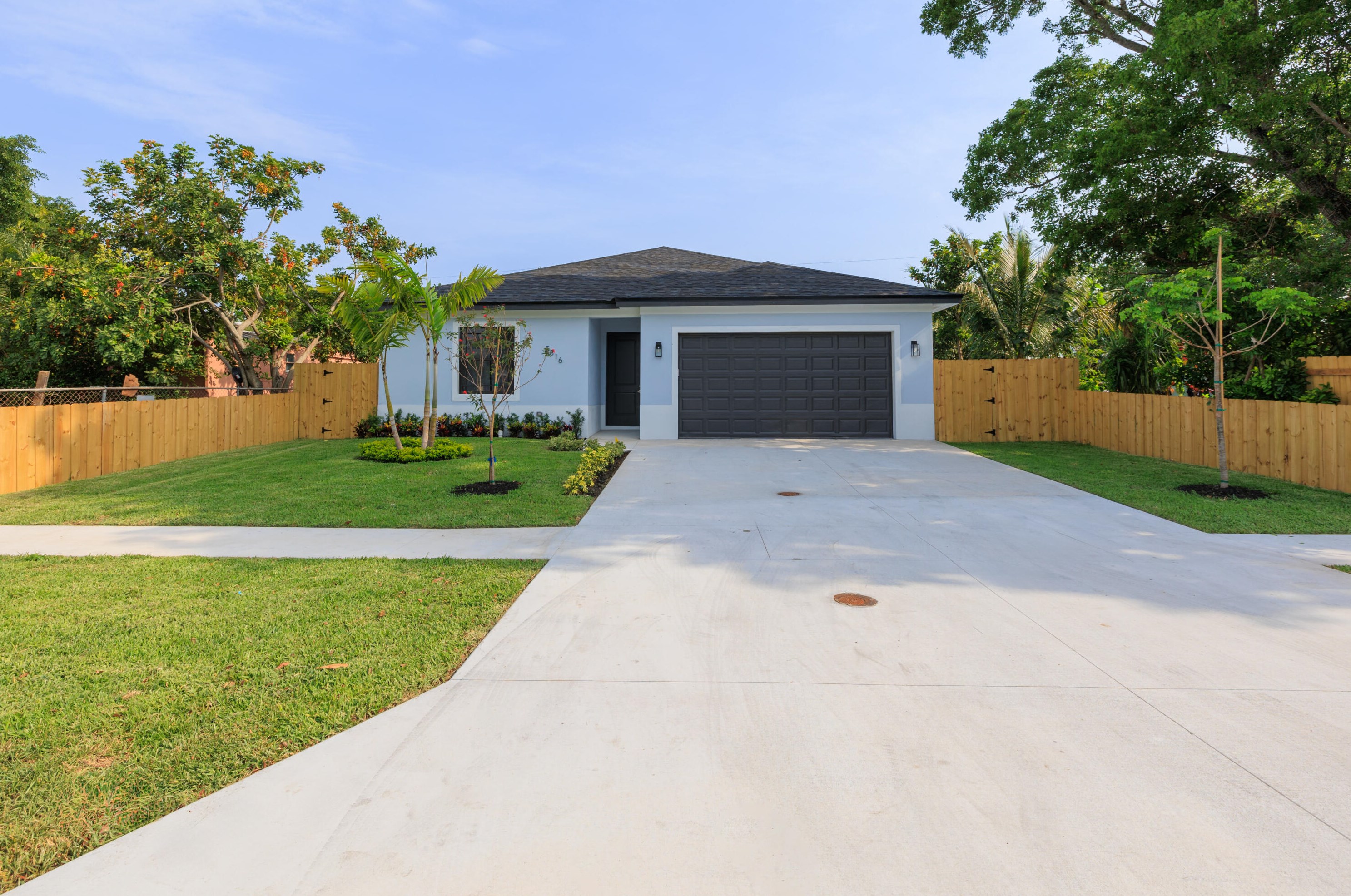 5816 Tiffany Pl, West Palm Beach, FL 33417-4338