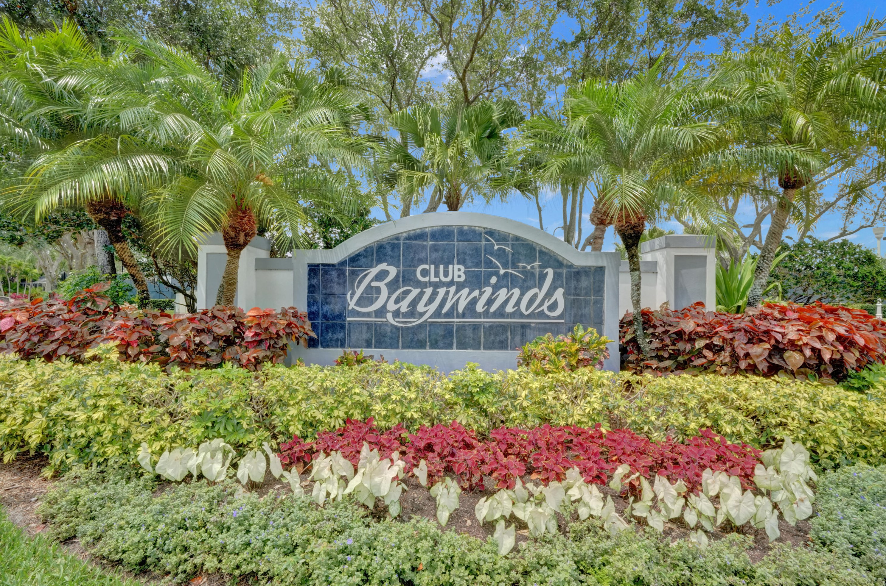 9316 Swansea Ln, West Palm Beach, FL 33411