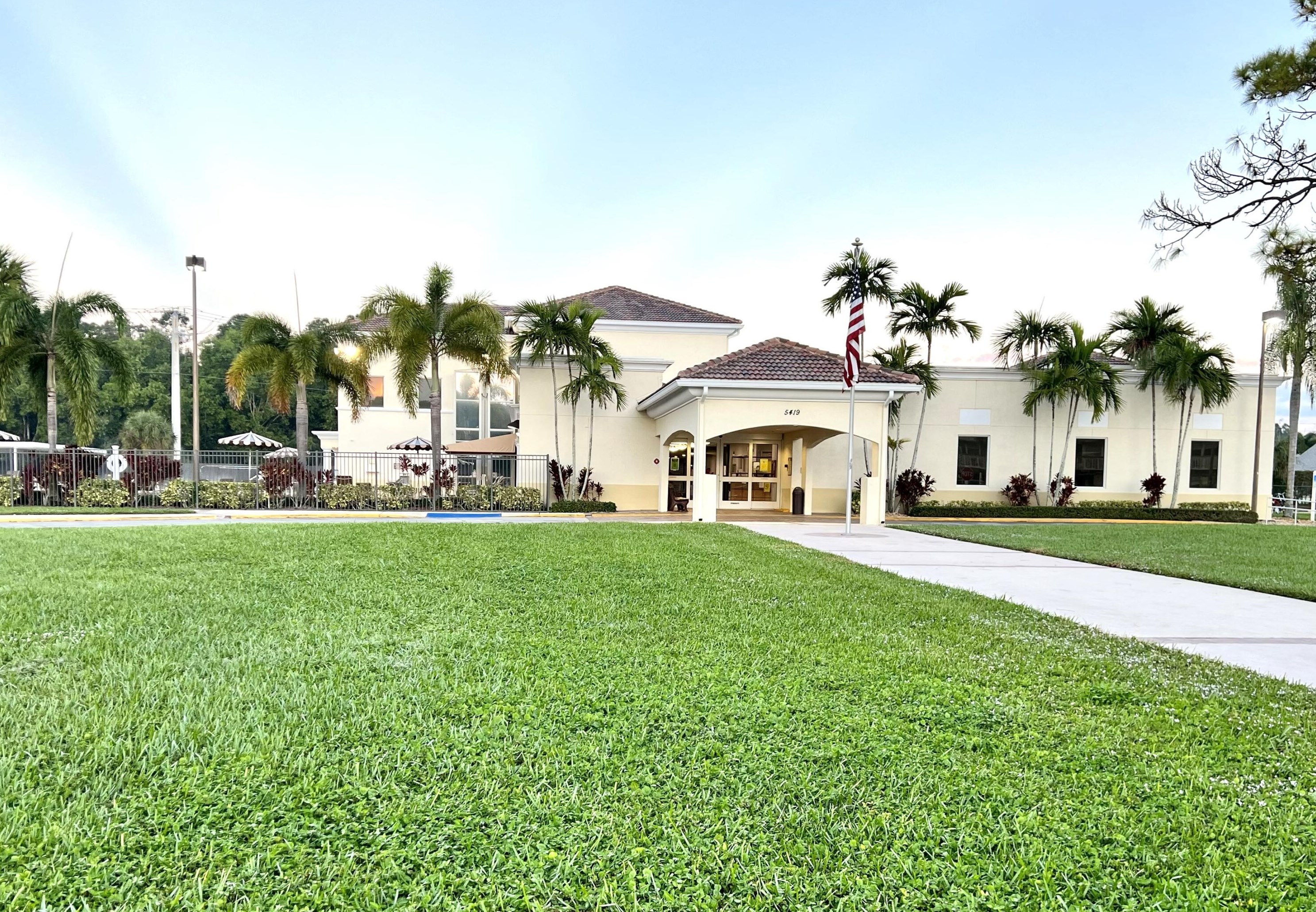 401 Chatham T, West Palm Beach, FL 33417-1862