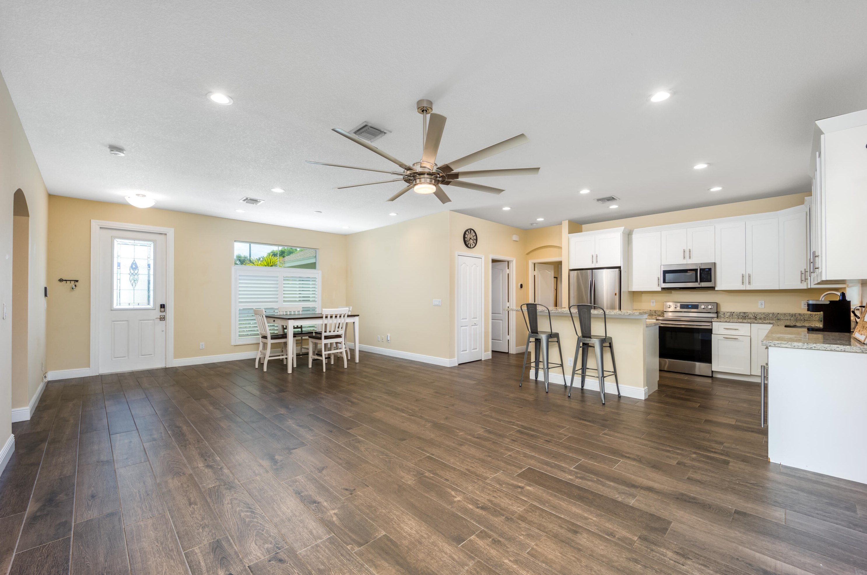 1971 Gemini Ln, Fort Pierce FL  34984-4447 exterior