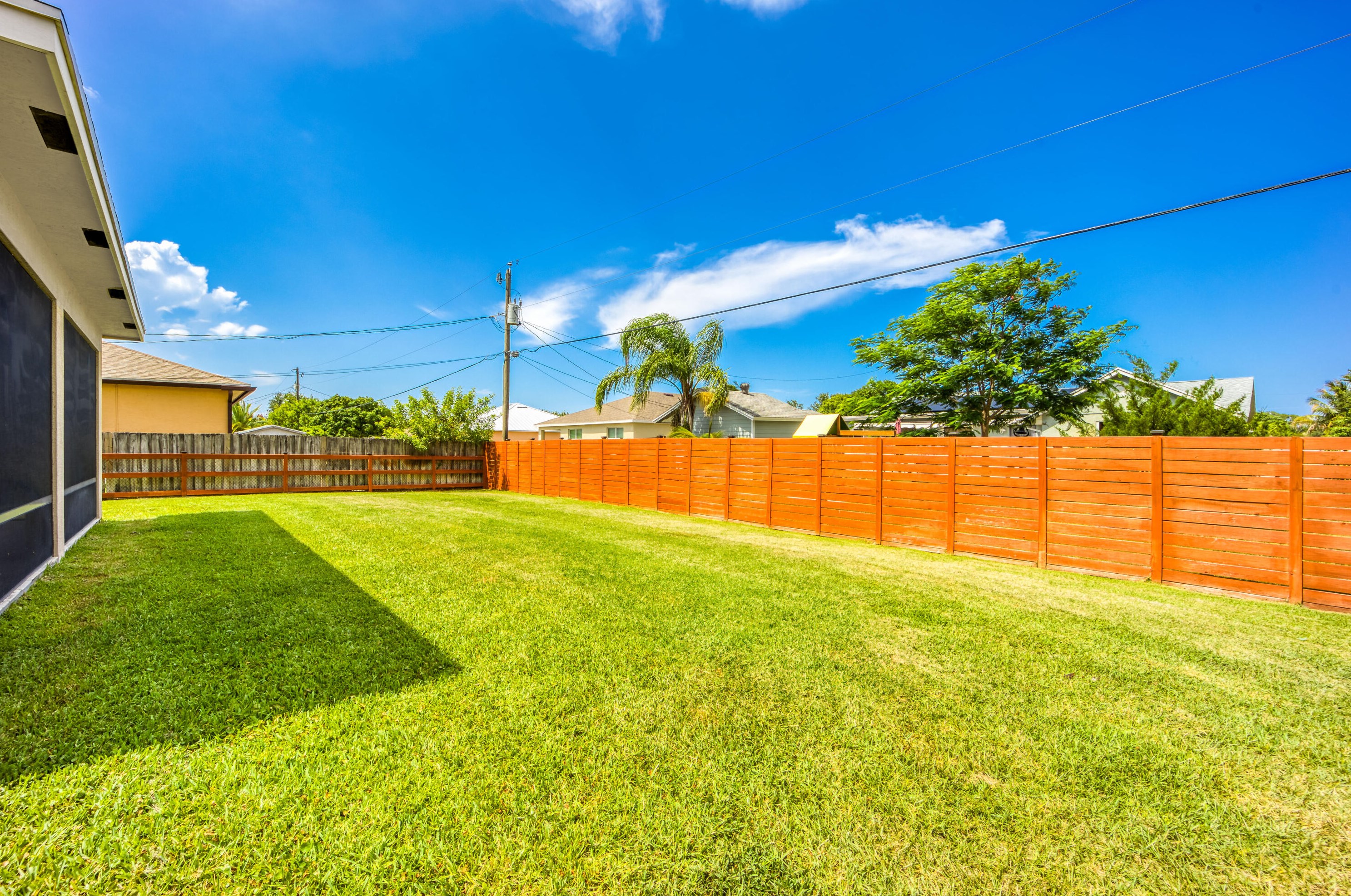 1971 Gemini Ln, Fort Pierce FL  34984-4447 exterior