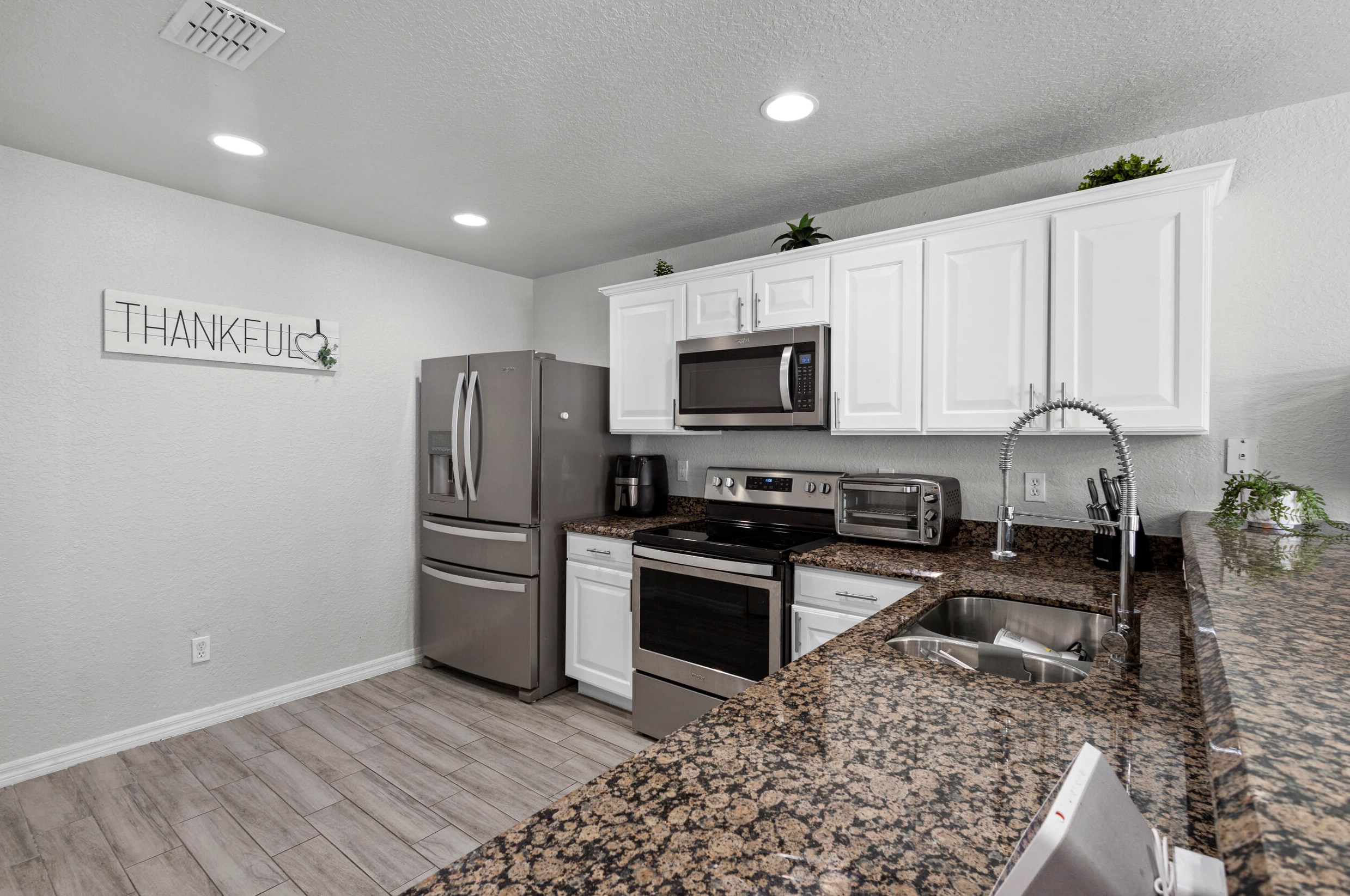 2250 Rockport Rd, Fort Pierce FL  34953-4375 exterior