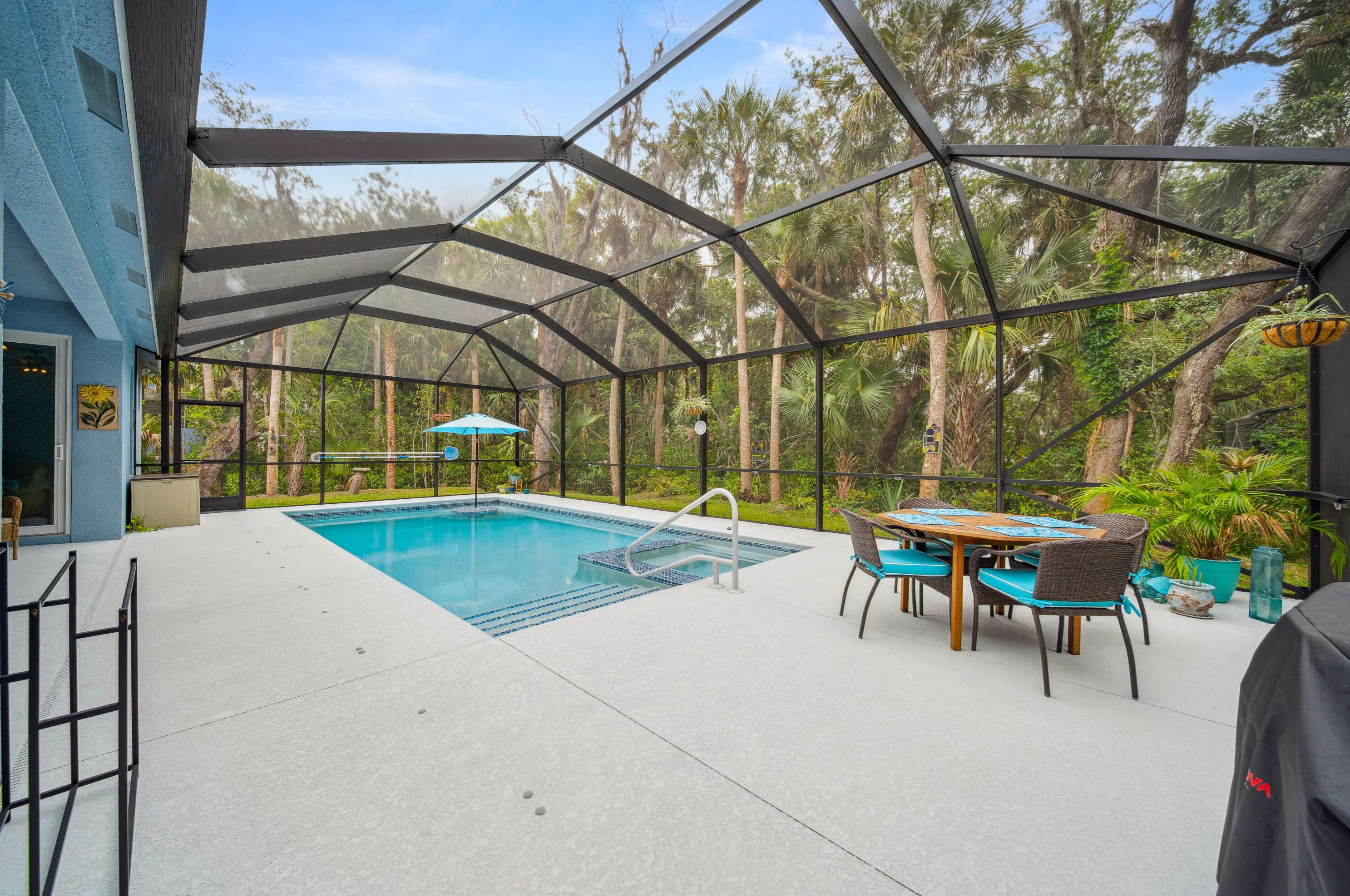 2205 Riv Hammock Ln, Fort Pierce FL exterior