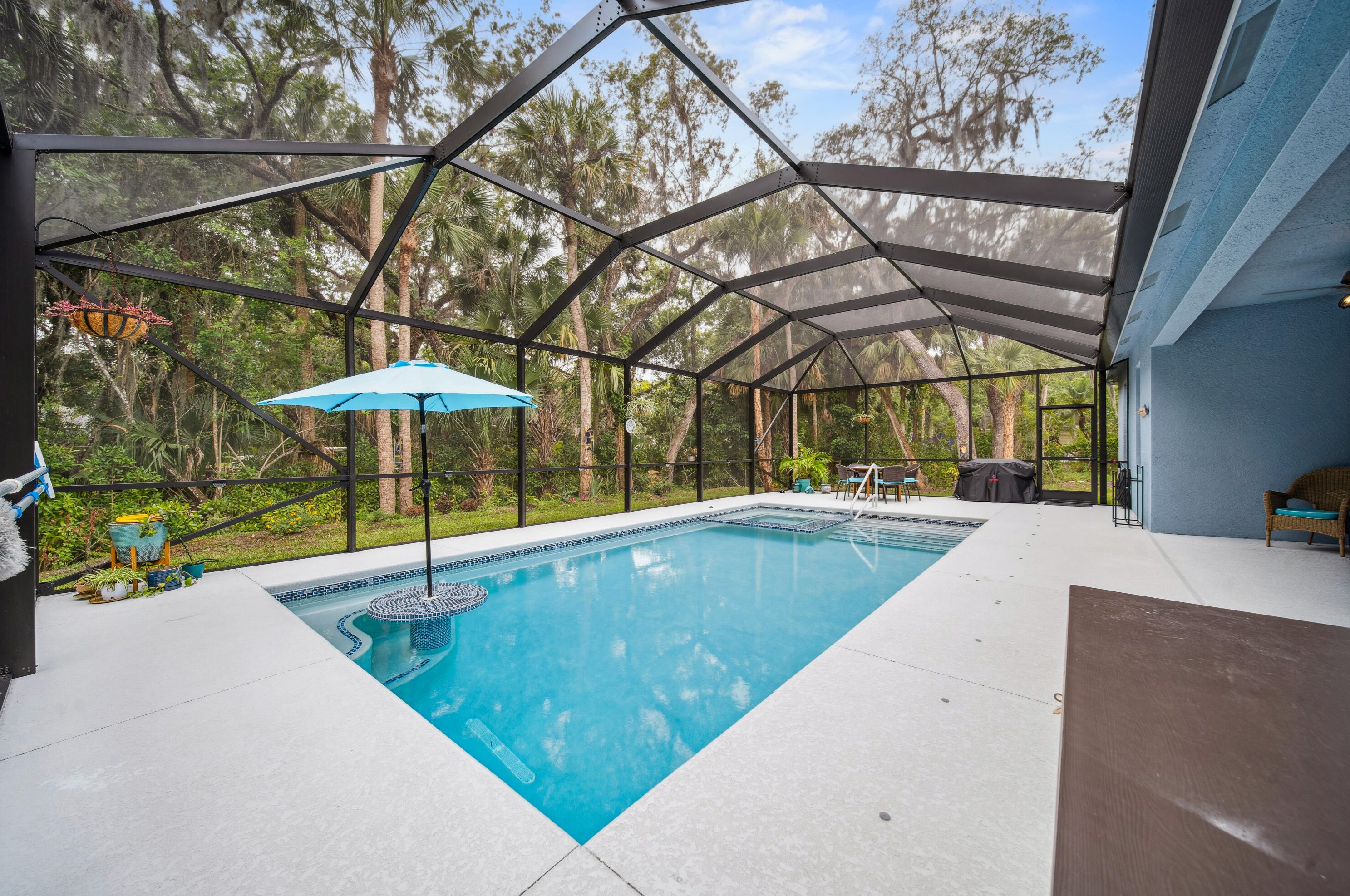 2205 Riv Hammock Ln, Fort Pierce FL exterior