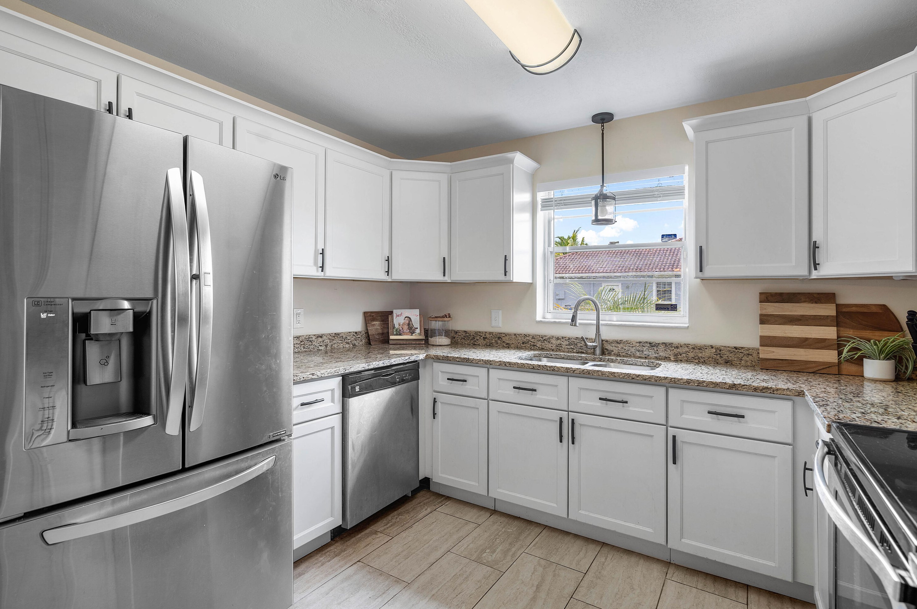 237 Martin Ave, Lake Worth FL  33463-2029 exterior