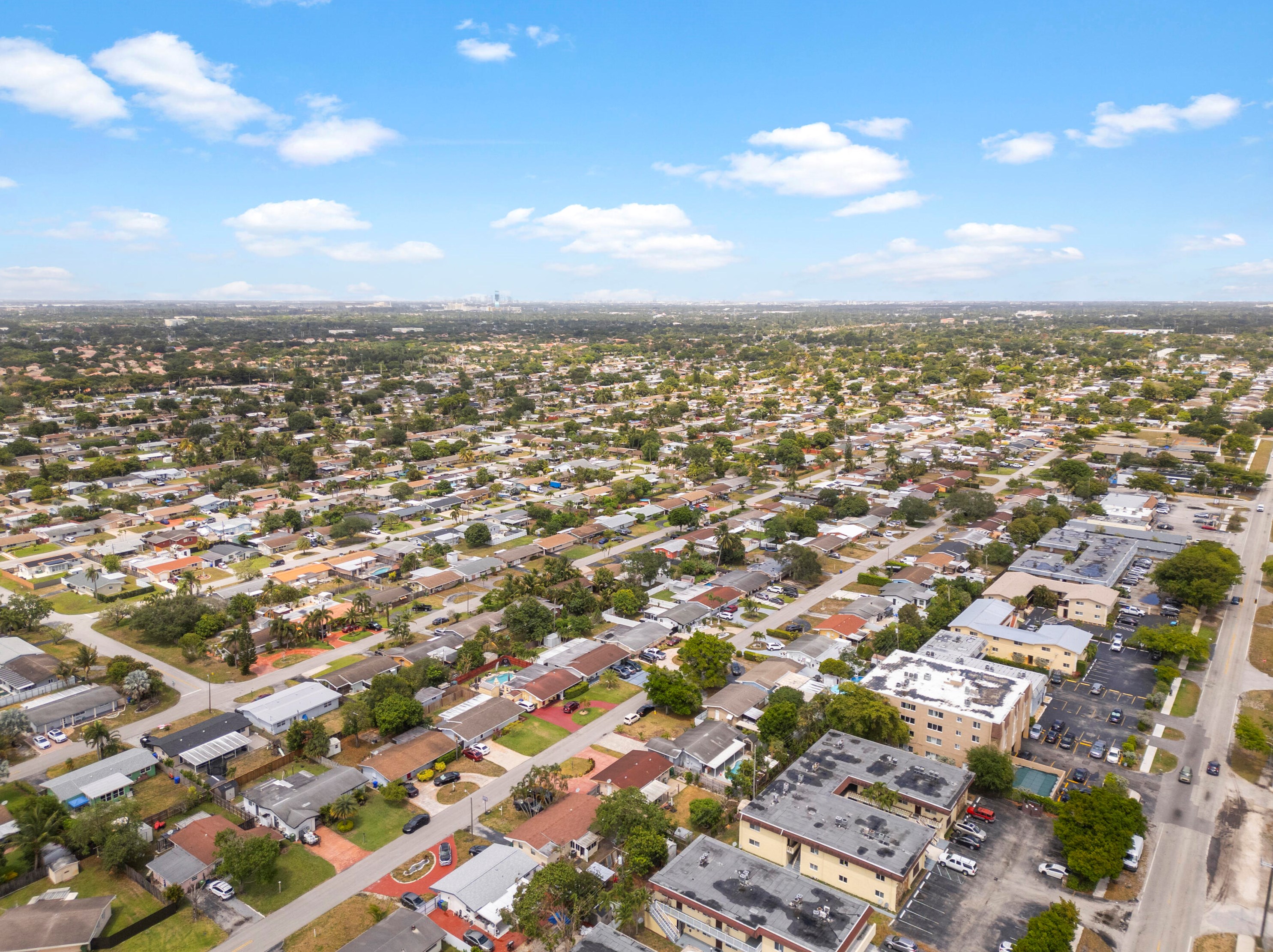 7930 10 St, Hollywood FL 33024-5001 exterior