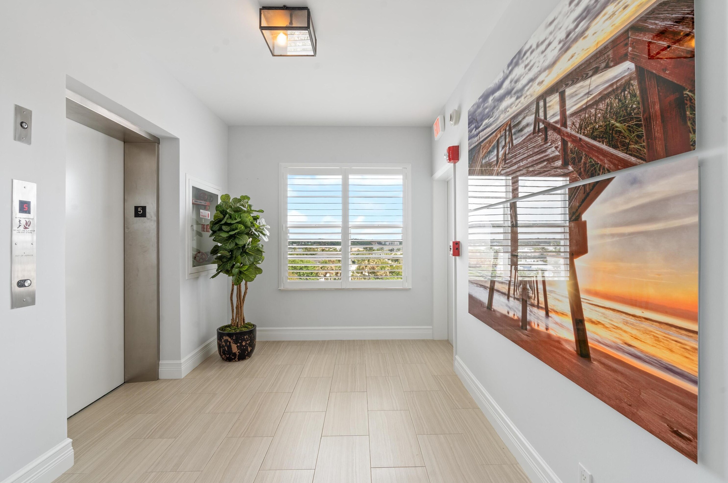 6665 Ocean Blvd, Boynton Beach, FL 33435-3312
