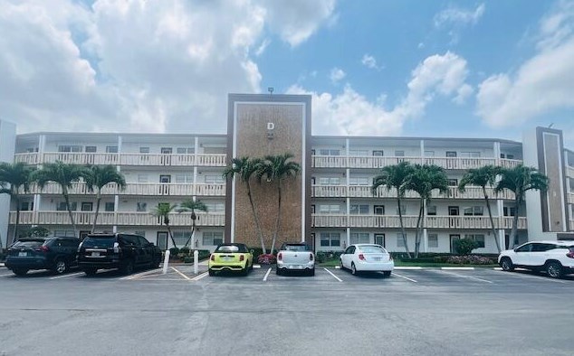 3056 Guildford D, Boca Raton, FL 33434-2980