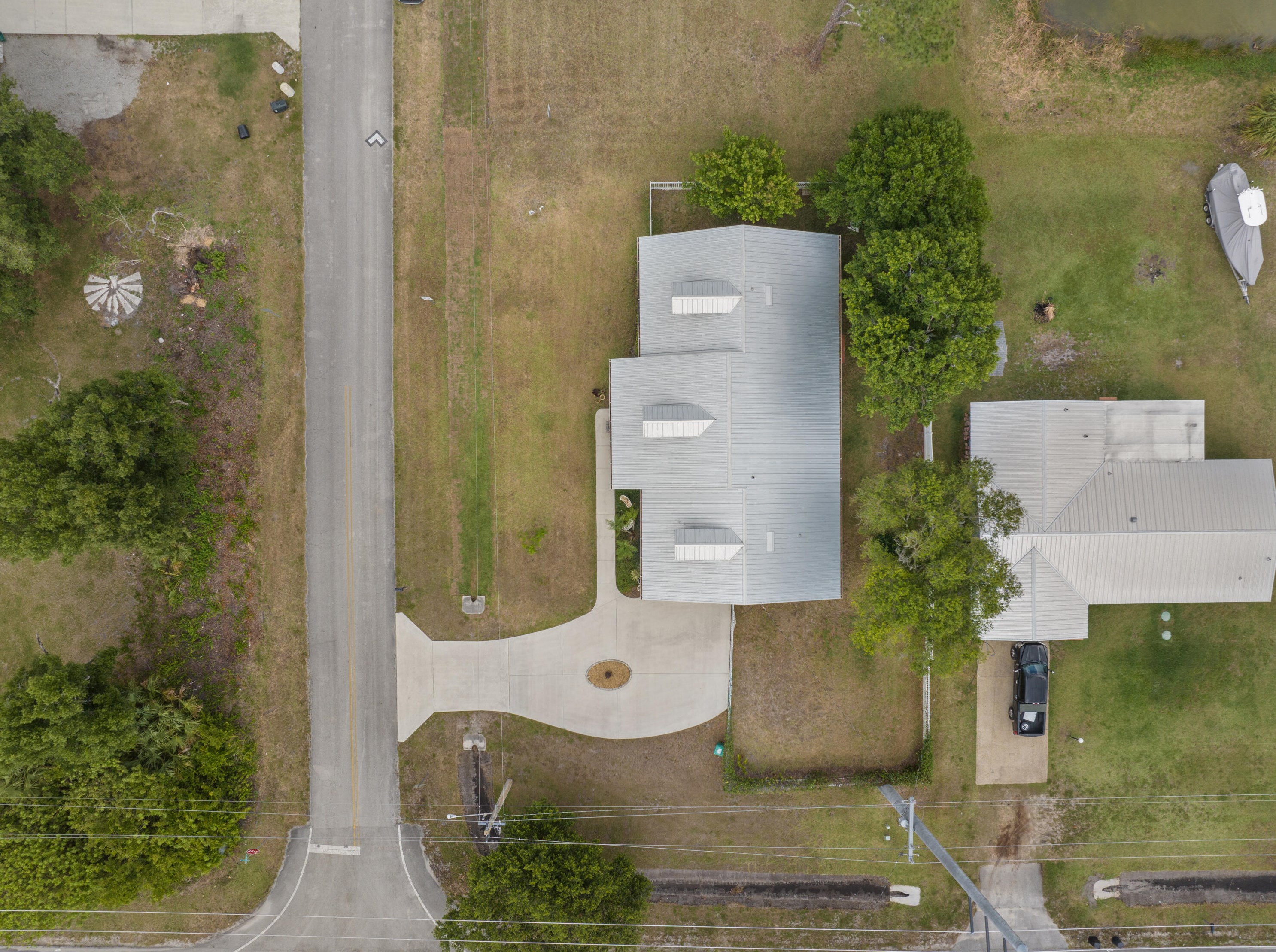 8805 Coquina Ave, Fort Pierce FL 34951-1088 exterior