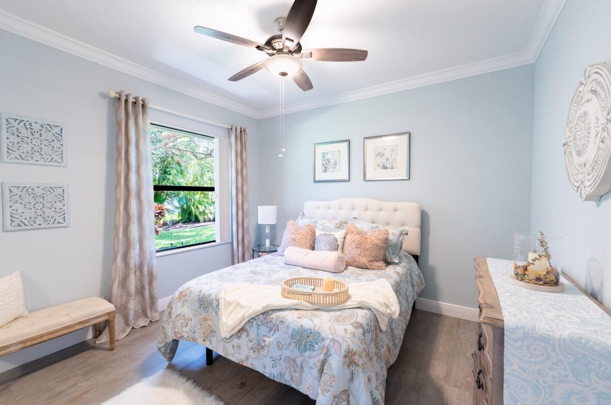 6795 Calumet Cir, Lake Worth FL 33467-7001 exterior