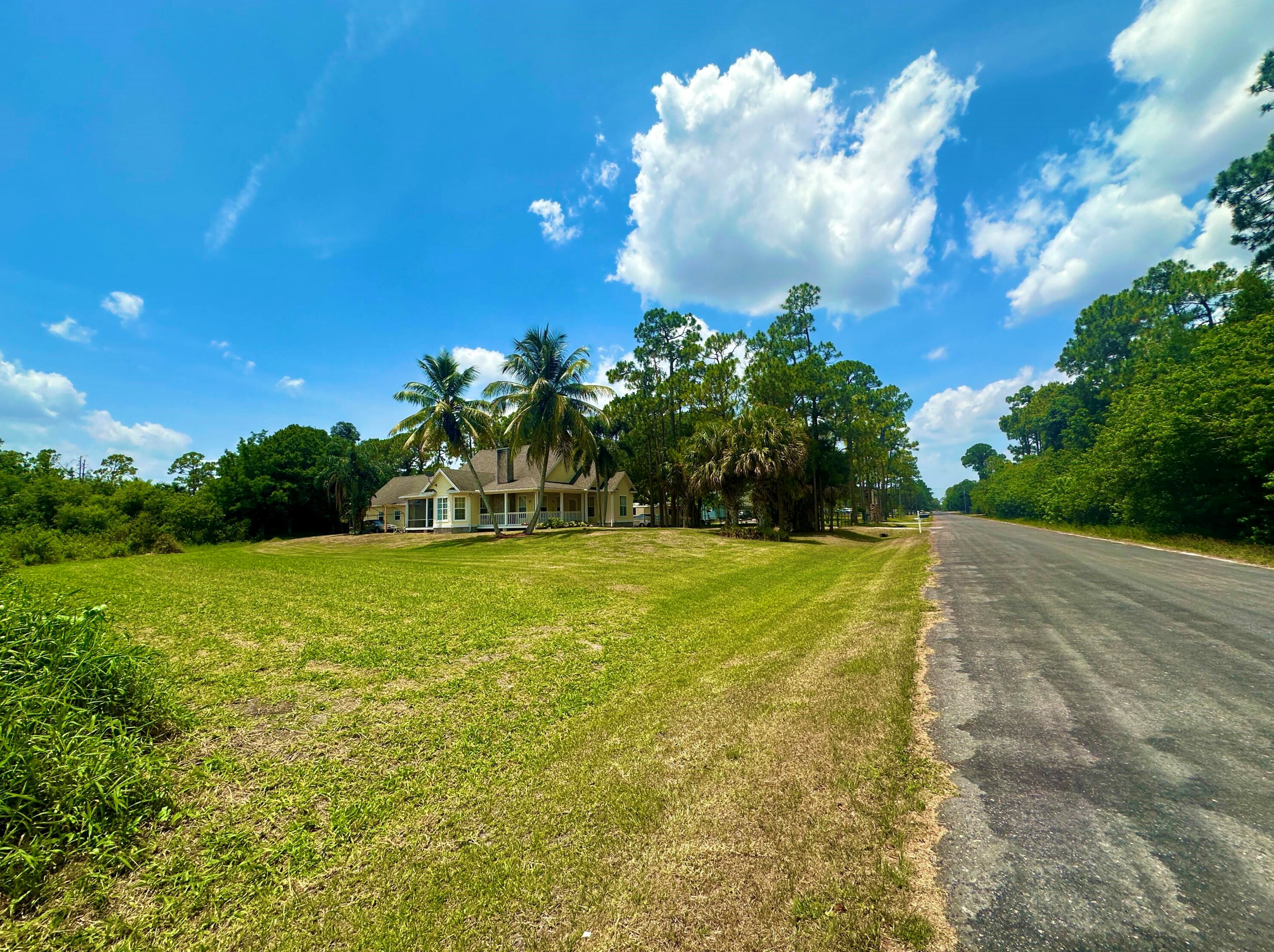 18558 91st Pl, Town Of Loxahatchee Groves FL  33470-5119 exterior