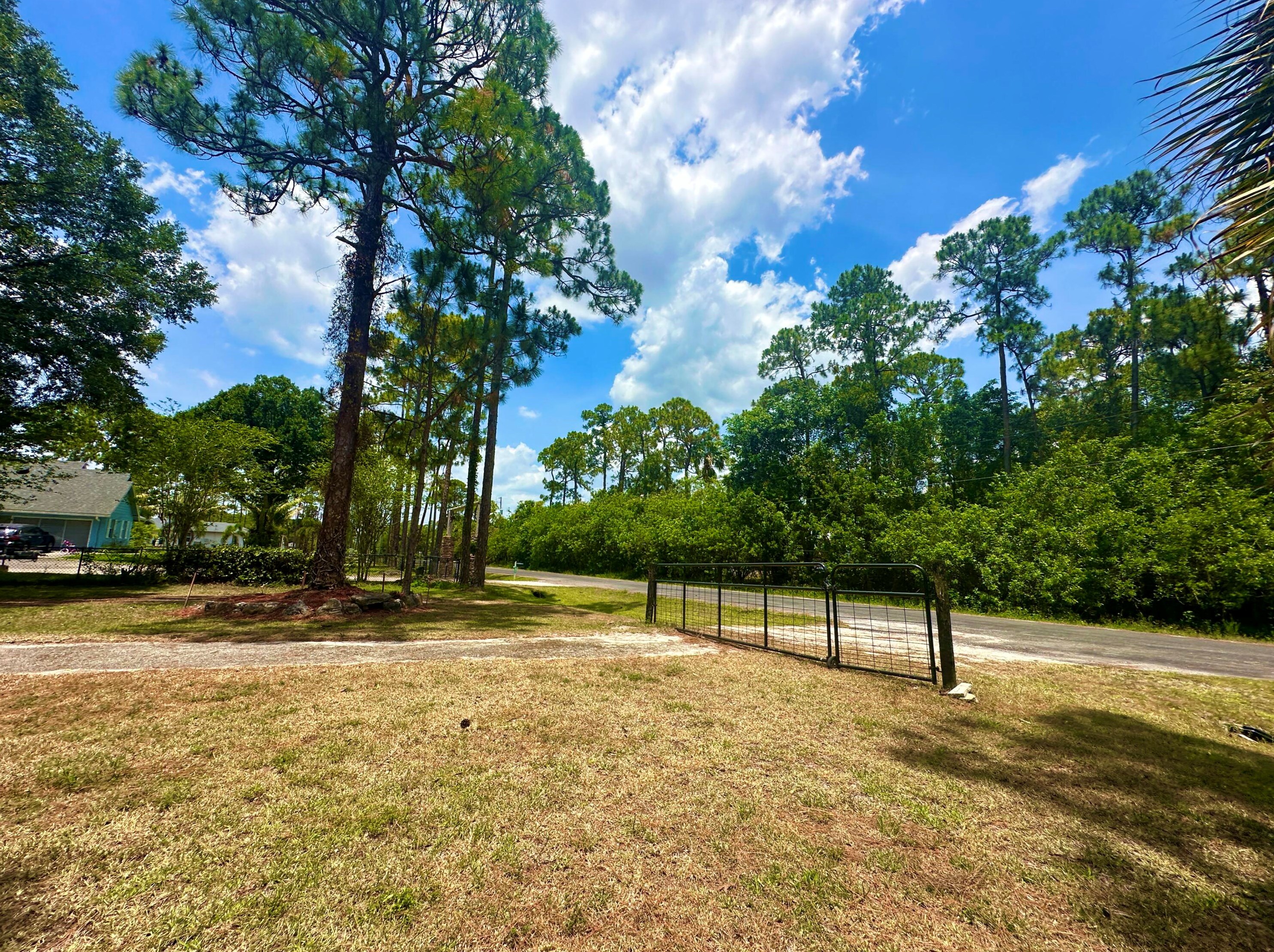 18558 91st Pl, Town Of Loxahatchee Groves FL  33470-5119 exterior