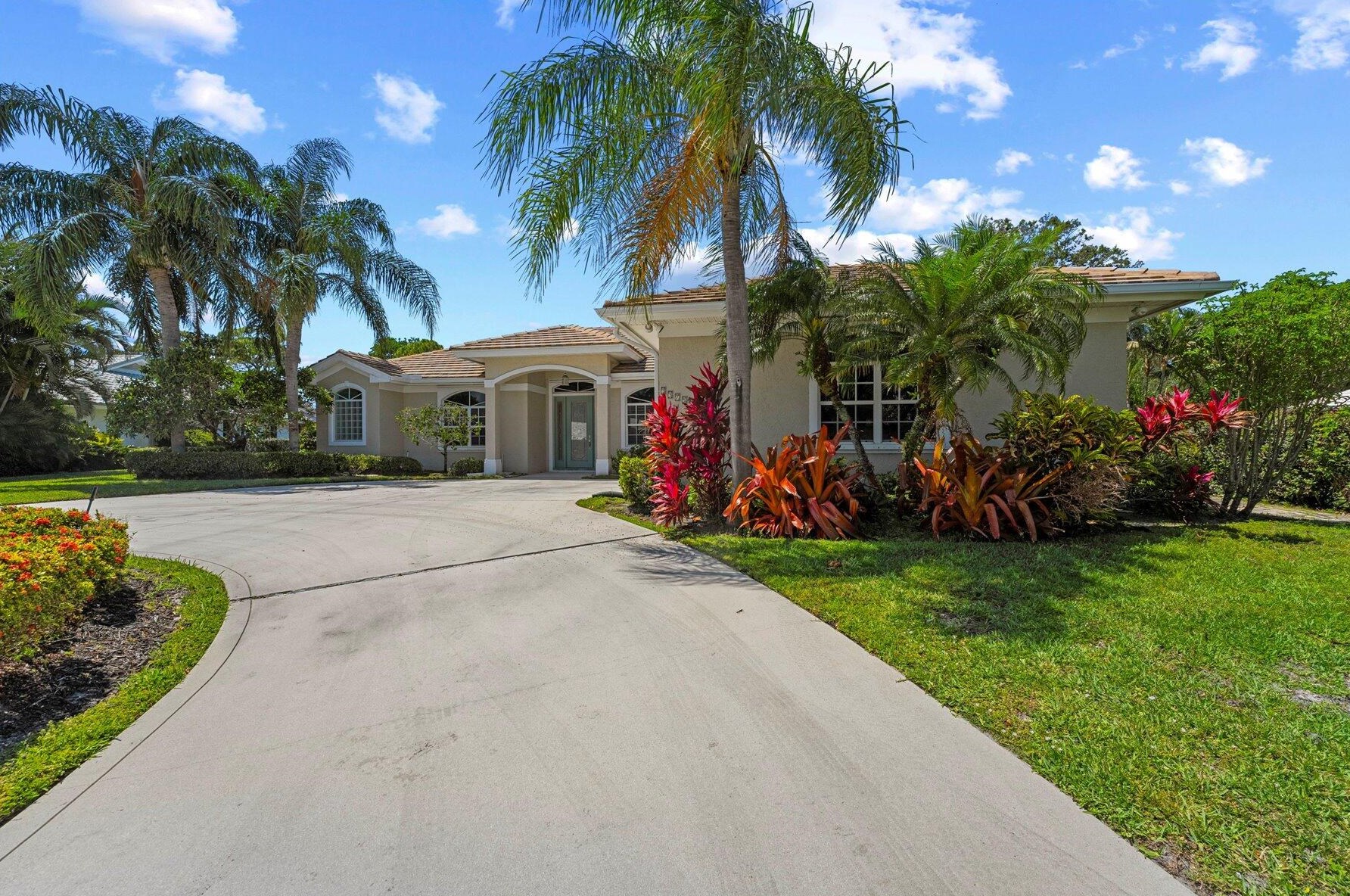 3375 Court Dr, Stuart, FL 34997-6011