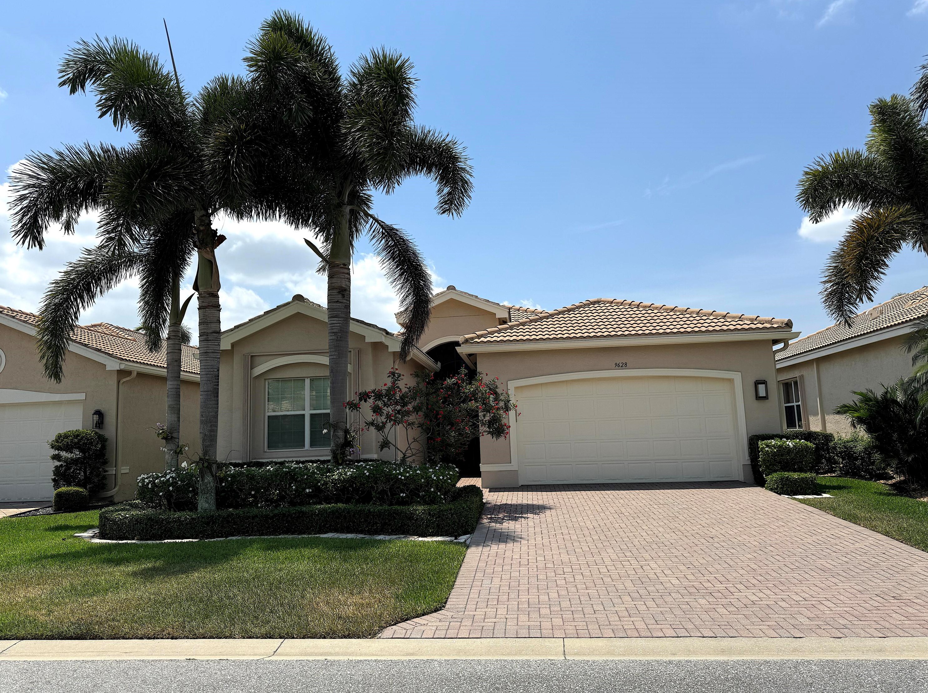9628 Hunterston Dr, Boynton Beach, FL 33473-4935
