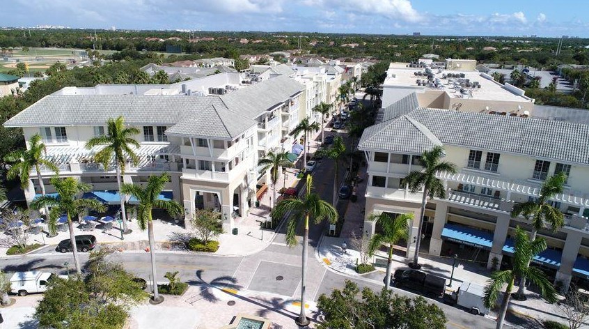 4772 Chancellor Dr, Jupiter FL  33458-5227 exterior
