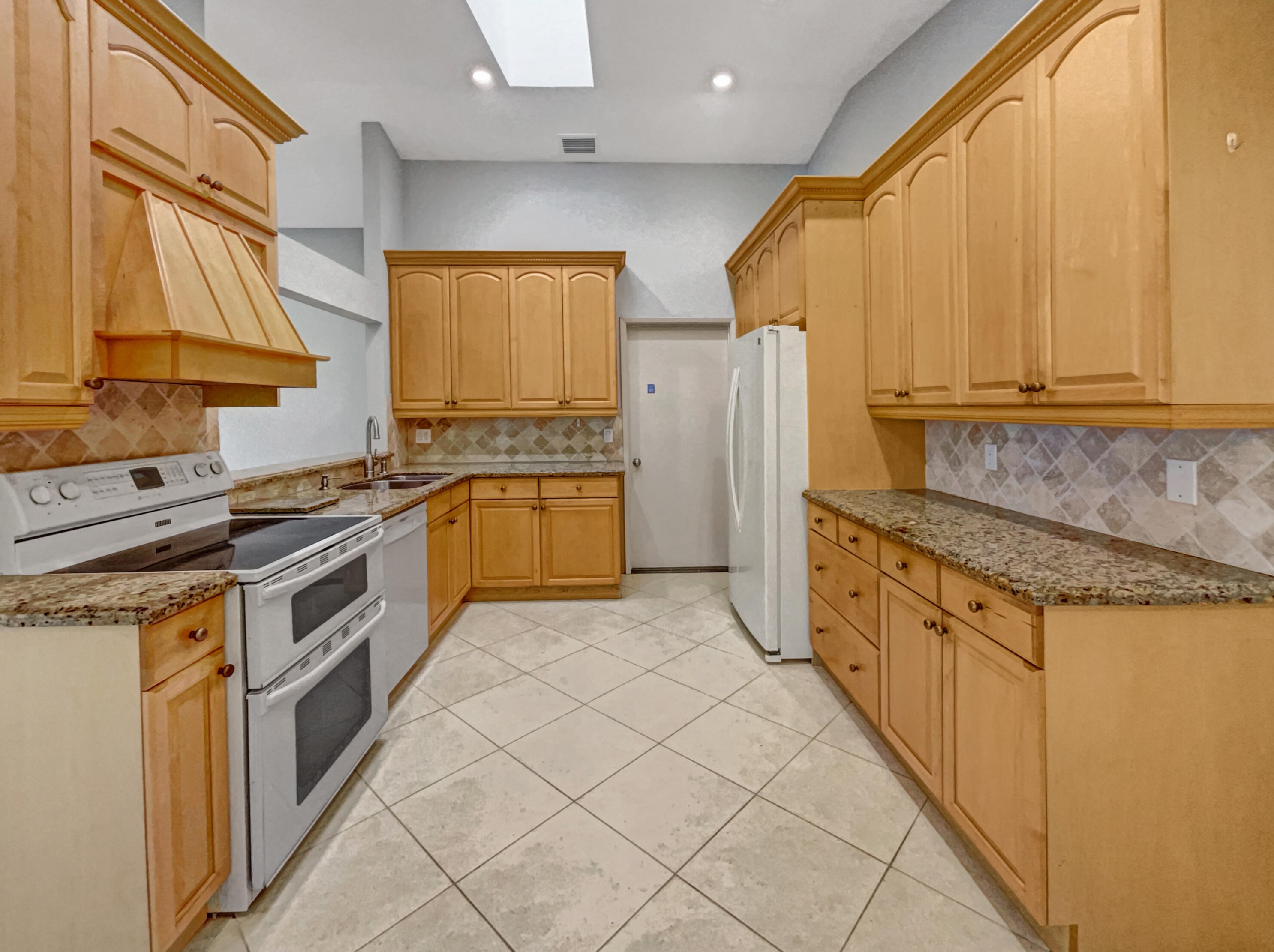 21054 Country Crk Dr, Boca Raton FL 33428-1147 exterior