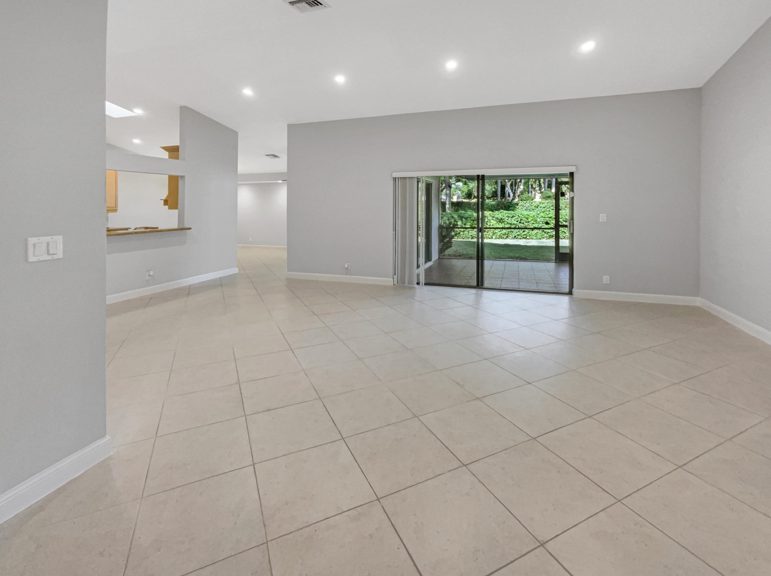 21054 Country Crk Dr, Boca Raton FL 33428-1147 exterior