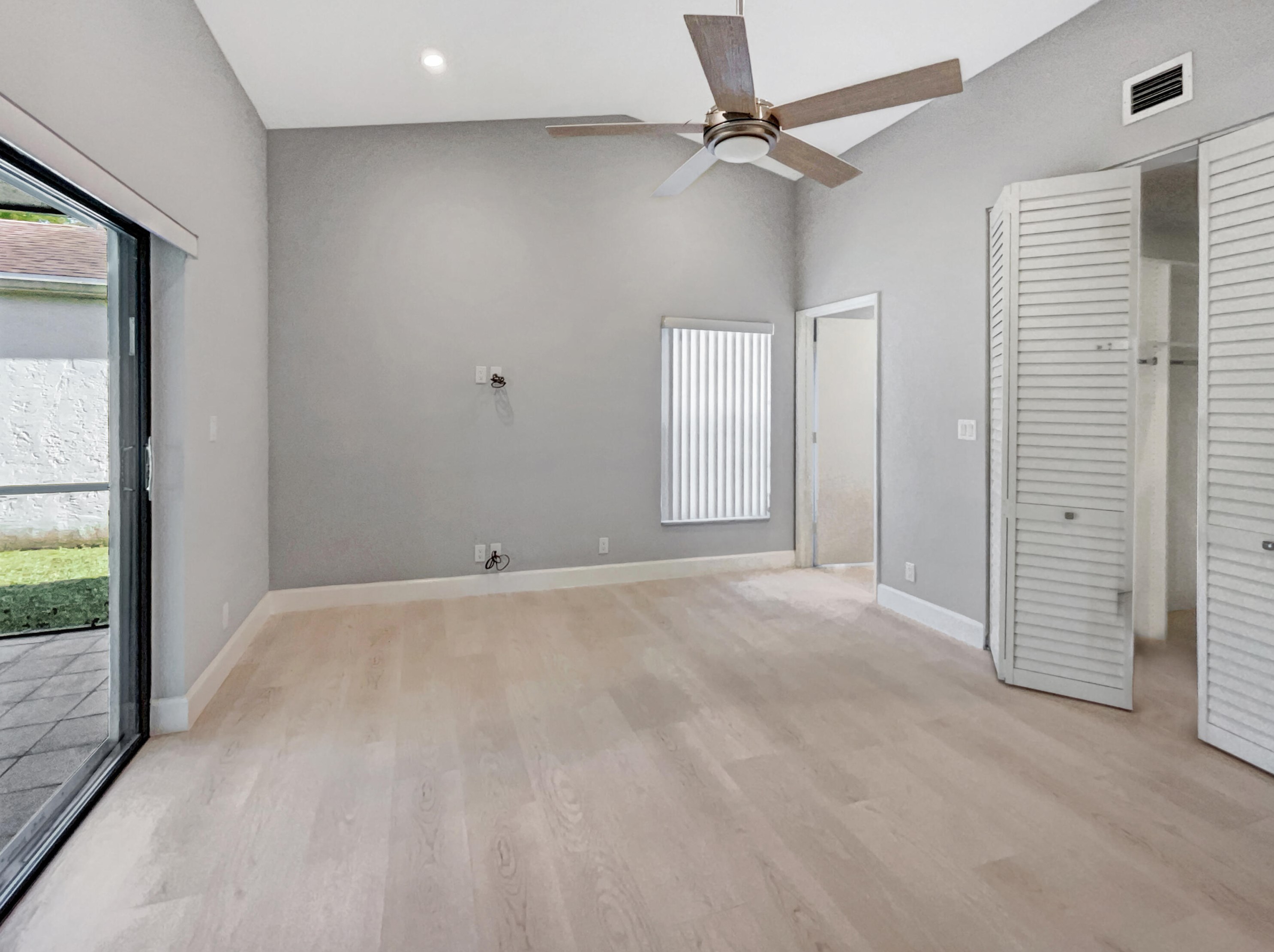 21054 Country Crk Dr, Boca Raton FL 33428-1147 exterior