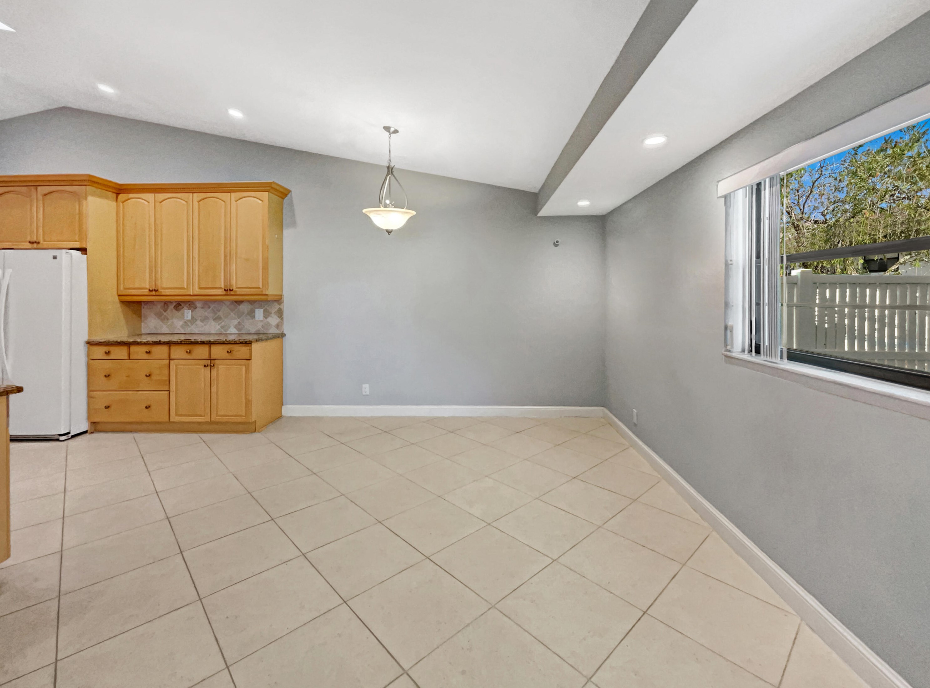 21054 Country Crk Dr, Boca Raton FL 33428-1147 exterior